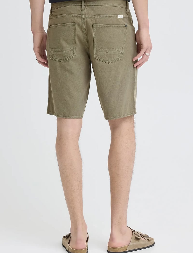 Blend - BHBLIZZARD REG DENIMSHORTS - jorts - dusty olive - 3