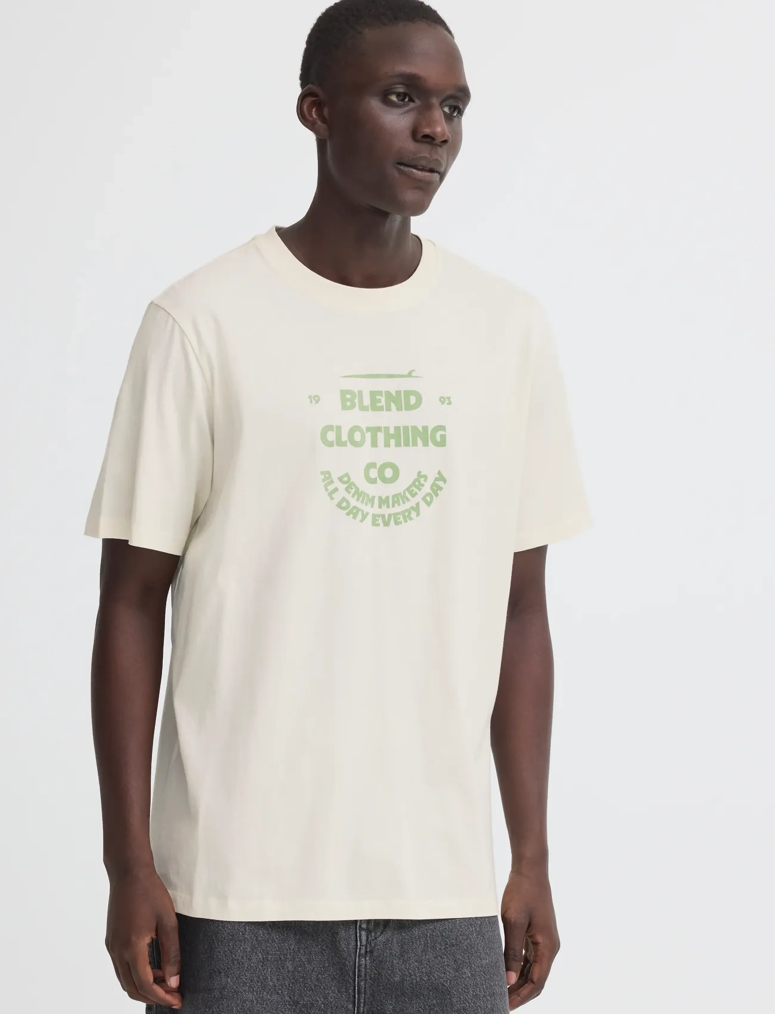 Blend - BHKALLE LOGO S/S TEE - kurzärmelig - vanilla ice - 5