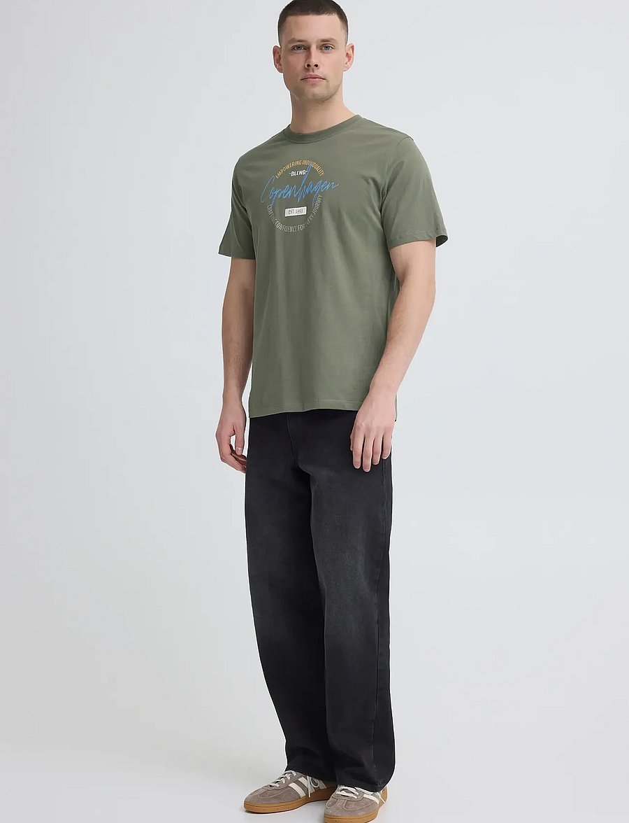 Blend - BHKNUT LOGO S/S TEE - kurzärmelige t-shirts - dusty olive - 0