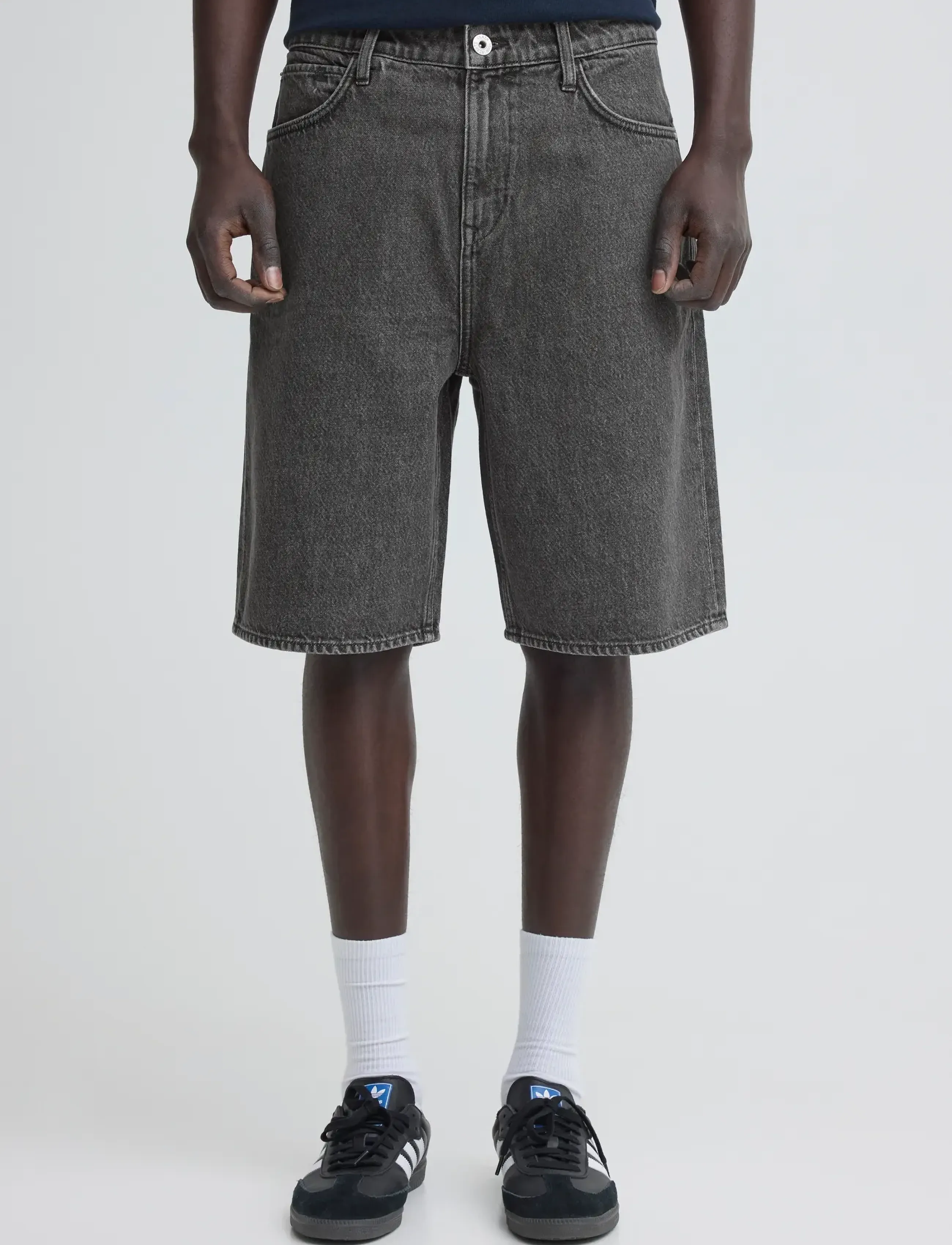 Blend - BHBREEZE LOOSE DENIMSHORTS - lühikesed vabaajapüksid - denim grey - 5