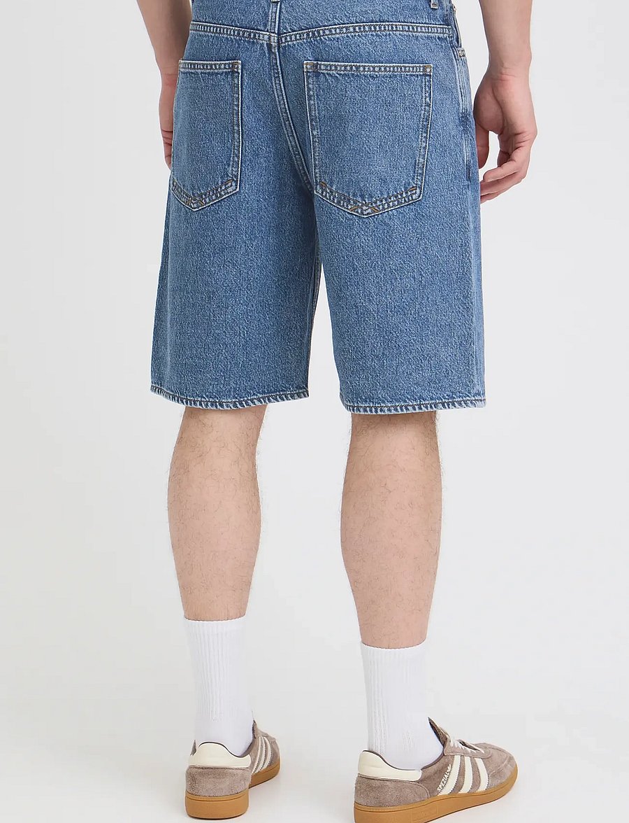 Blend - BHBREEZE LOOSE DENIMSHORTS - lühikesed vabaajapüksid - denim middle blue - 3