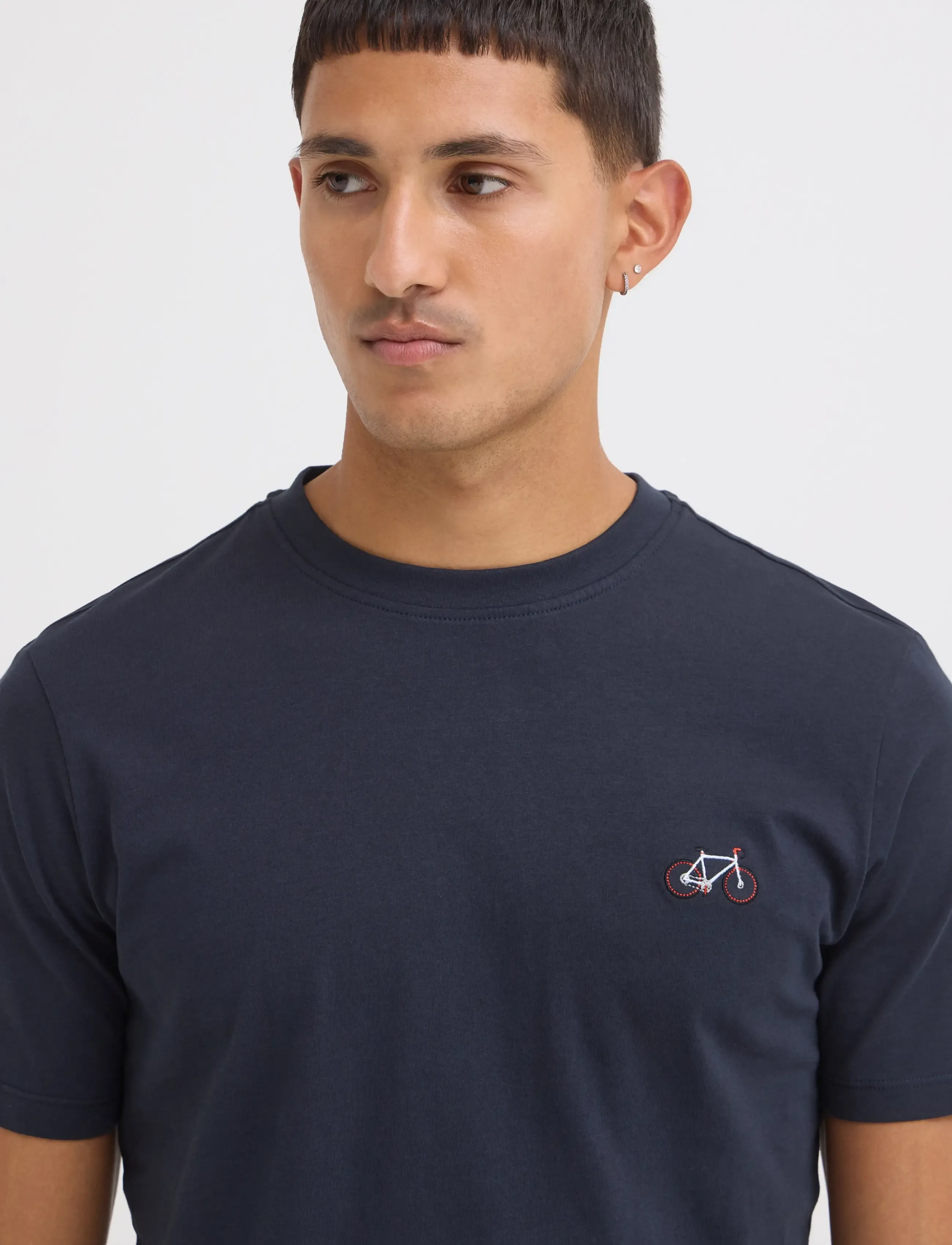 Blend - BHKENNARD S/S EMB TEE - kortärmade t-shirts - salute - 4
