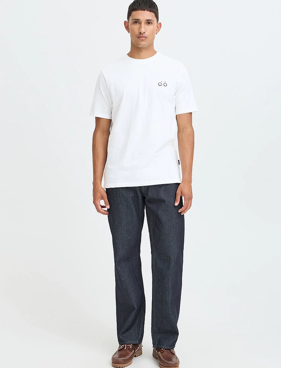 Blend - BHKENNARD S/S EMB TEE - kurzärmelige t-shirts - snow white bike - 0