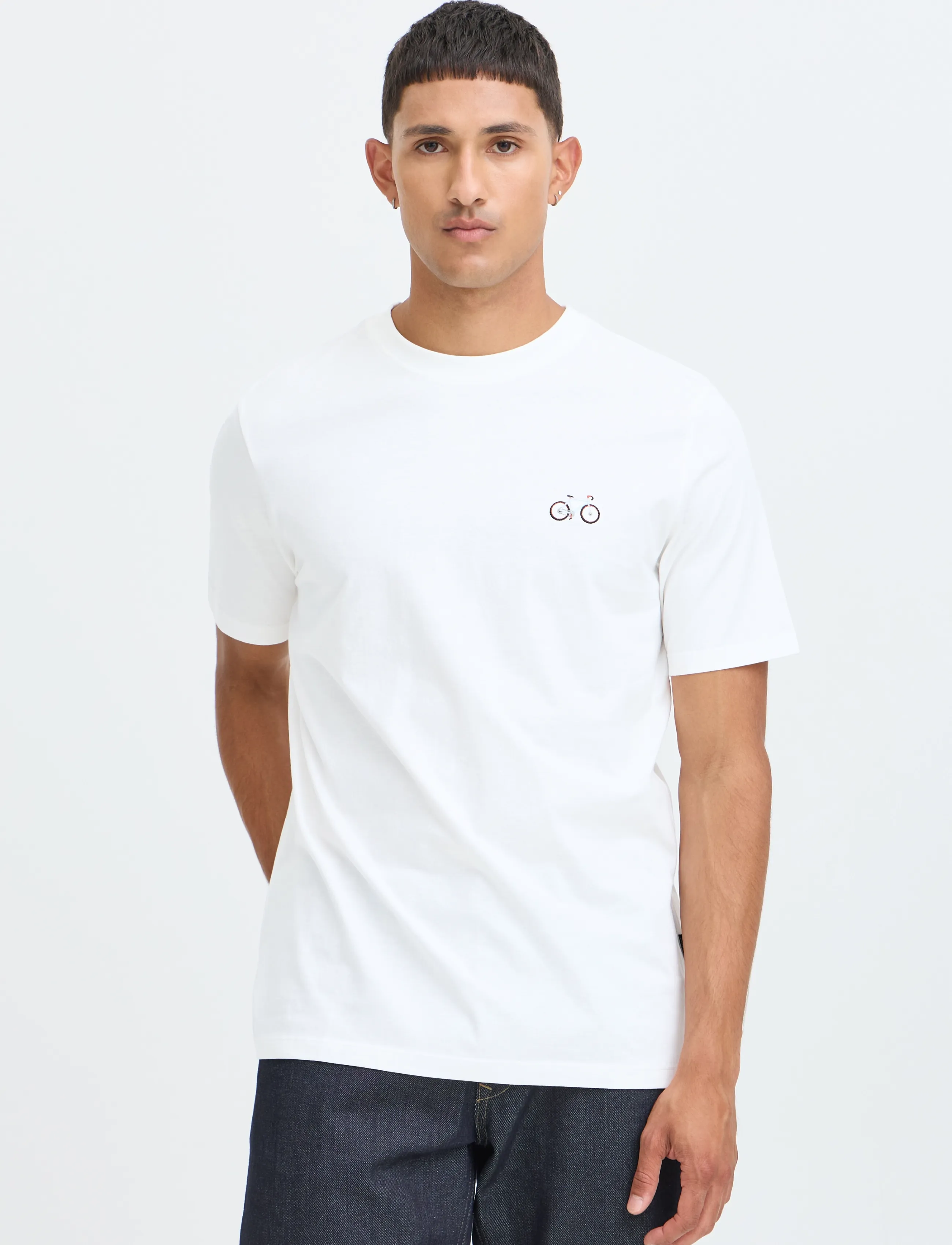 Blend - BHKENNARD S/S EMB TEE - short-sleeved t-shirts - snow white bike - 5