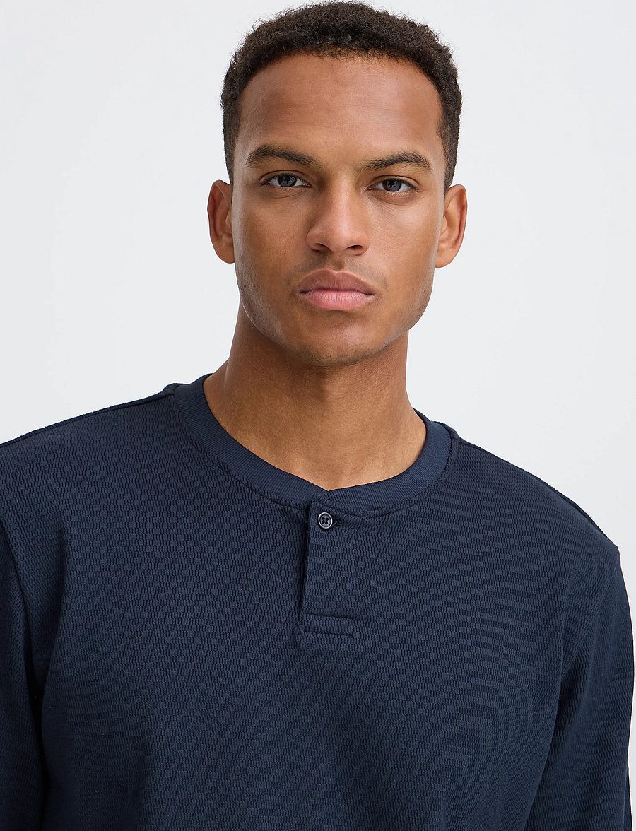 Blend - BHLEWIS L/S STRUCTURE GD TEE - langærmede t-shirts - salute - 4