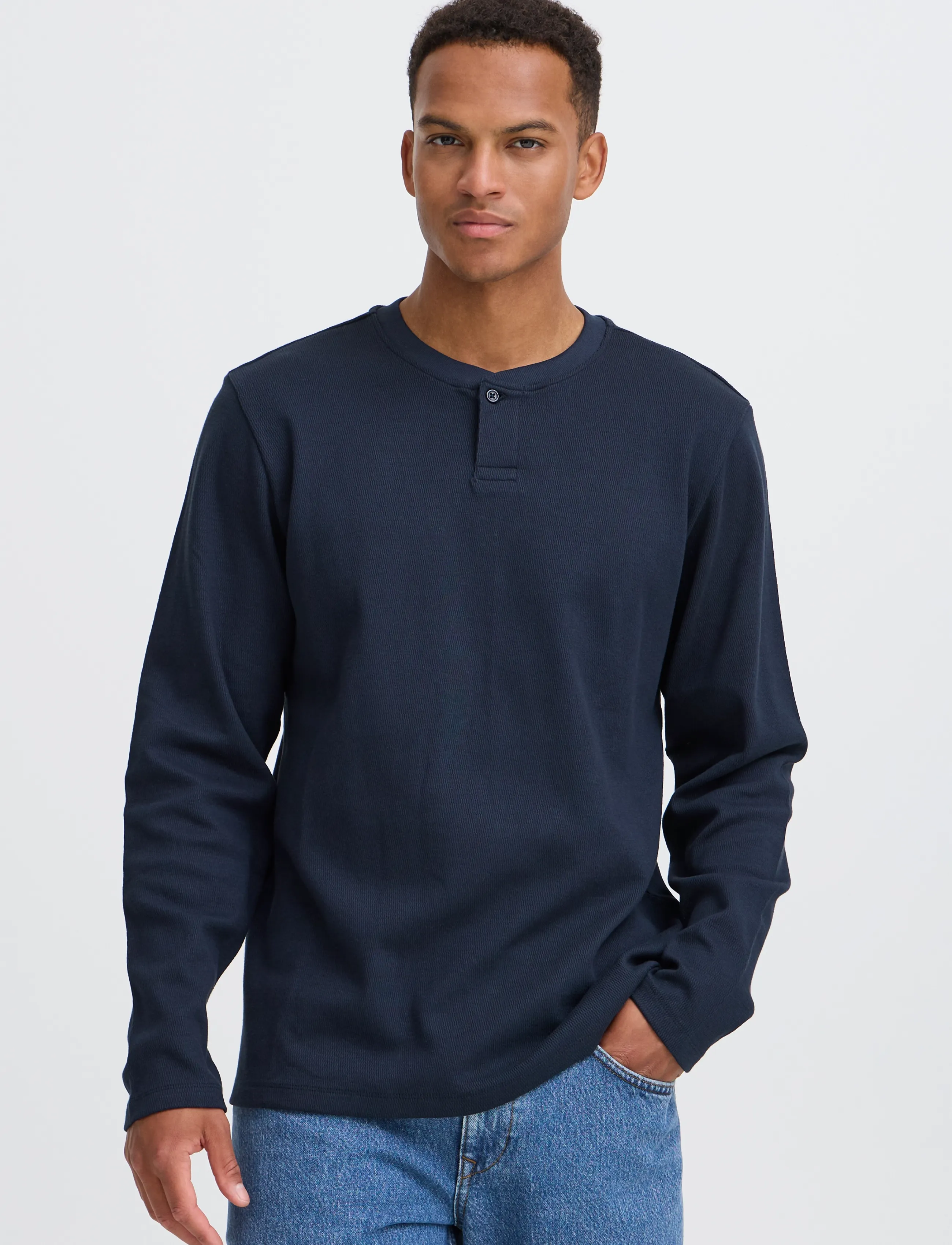 Blend - BHLEWIS L/S STRUCTURE GD TEE - langærmede t-shirts - salute - 5