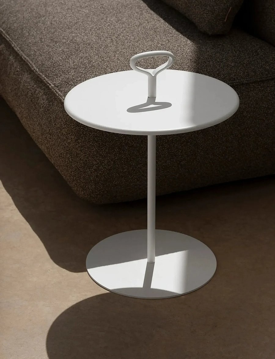Blomus - Outdoor Side Table - 58 cm, Ø 42 cm - PORTER - White - möbel - white - 0