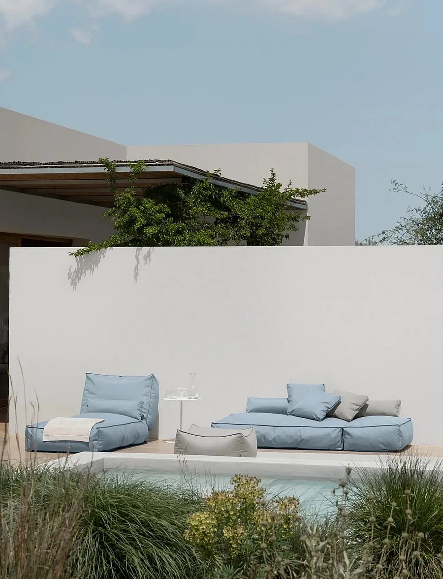 Blomus - Outdoor Side Table - 58 cm, Ø 42 cm - PORTER - White - möbel - white - 4