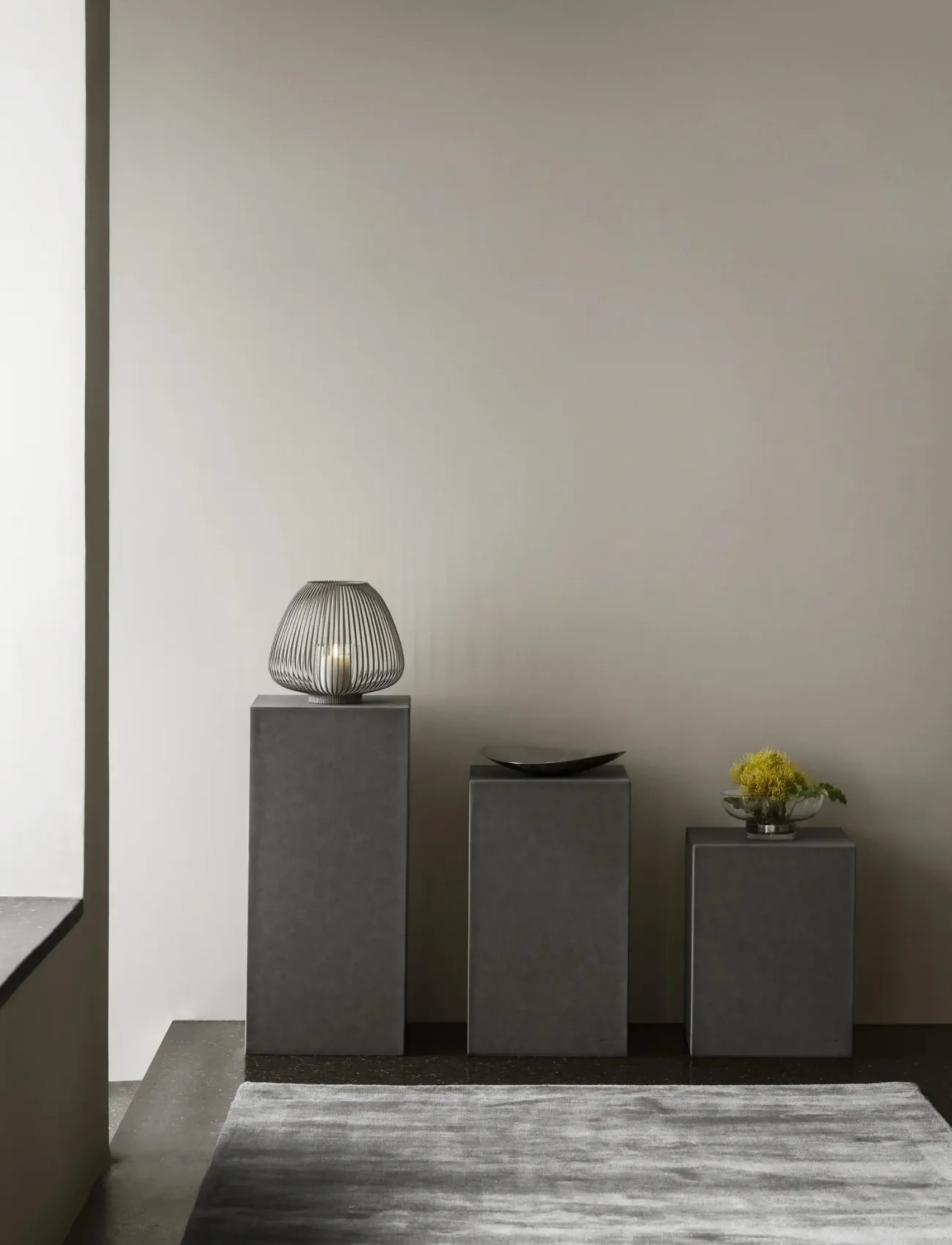 Blomus - Lantern M - Ø 31,5 x 30 cm - LYVA - Steel Grey - laternen - steel grey - 4