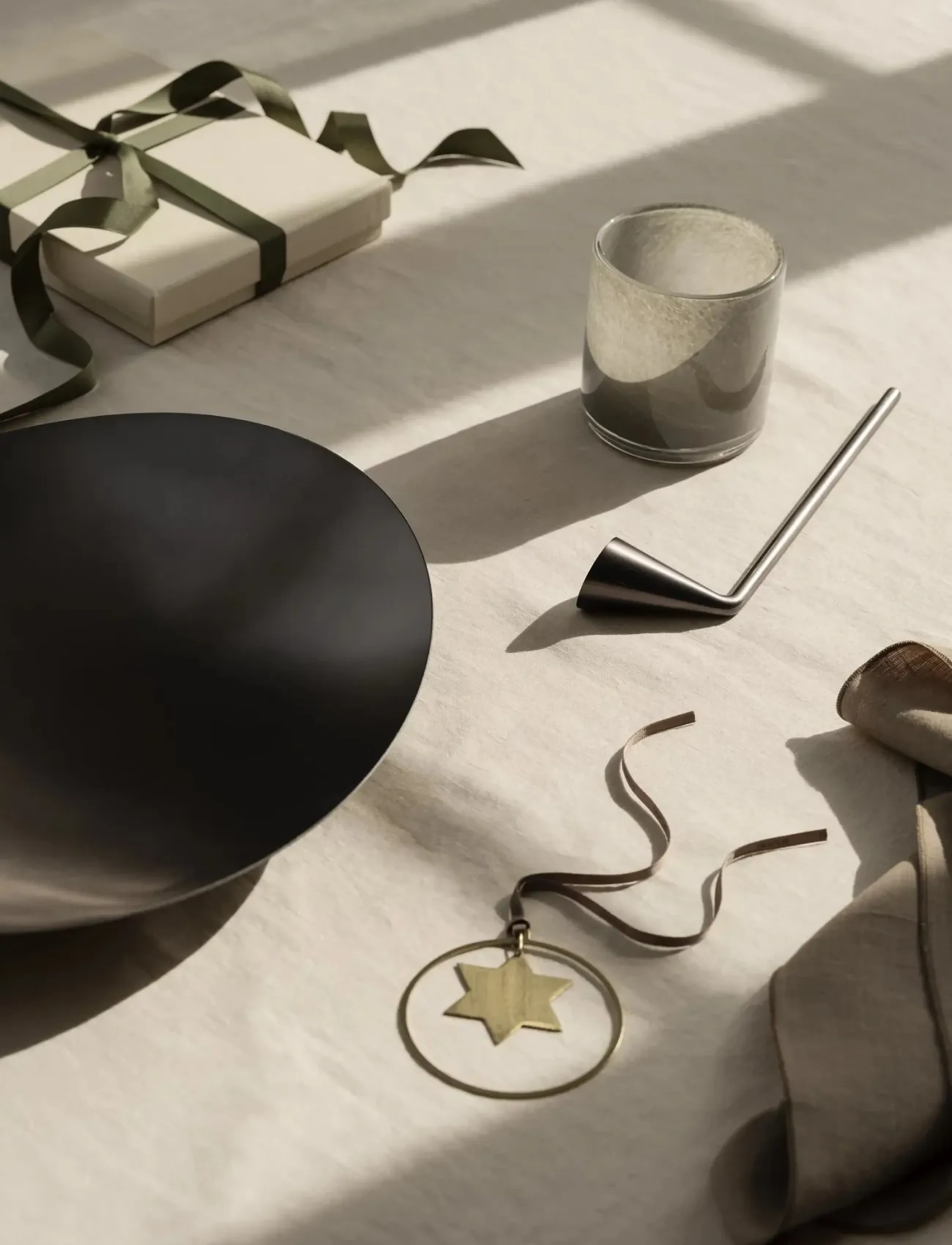 Blomus Bowl Ø 25 Xm Ondea Burned Metal, Metallic Finish, L 29 cm, Bowls & Serving Dishes, Braun - Fruit Bowls, Homeware