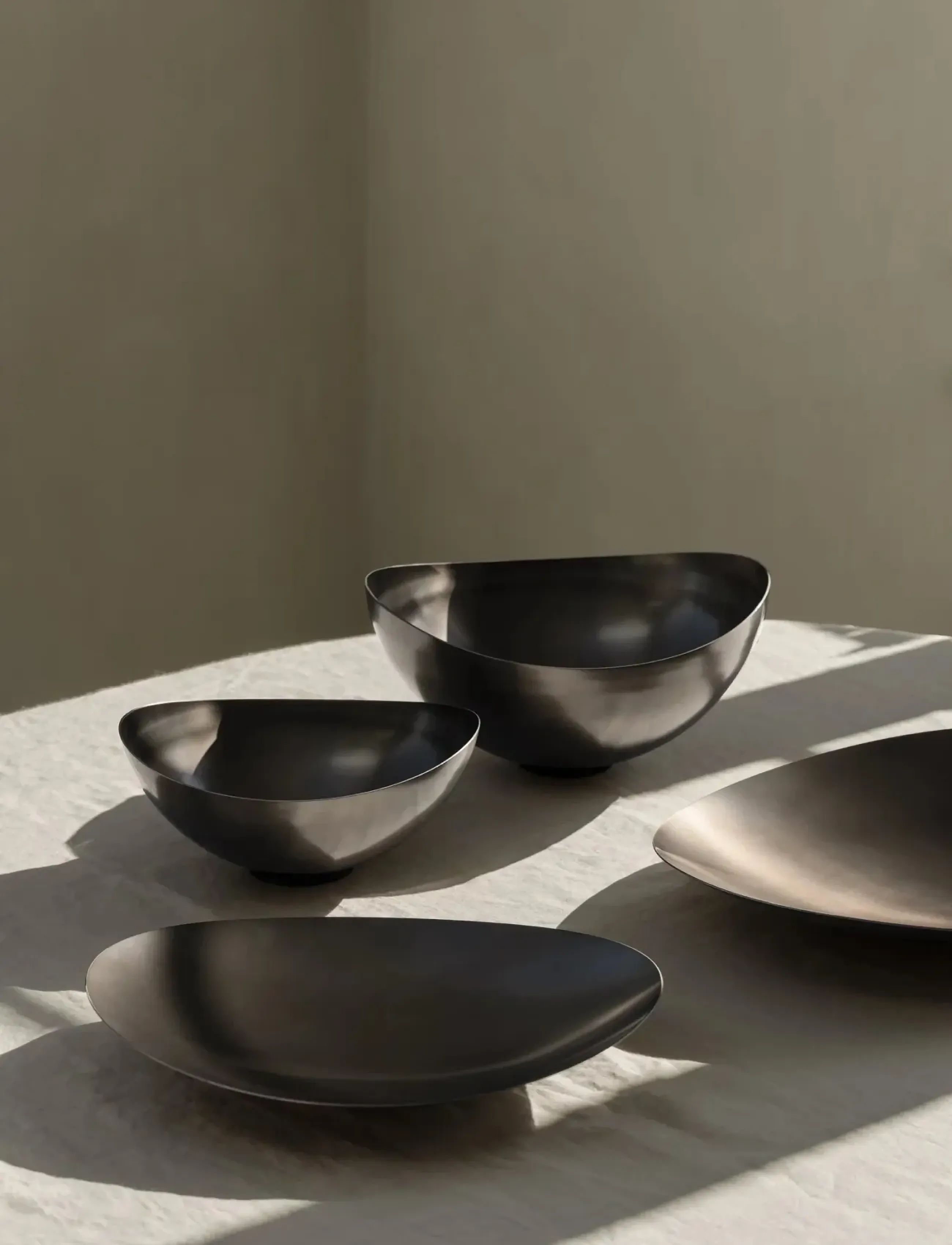 Blomus - Bowl - Ø 25 xm - ONDEA -  Burned Metal, metallic finish - corbeille à fruits - burned metal, metallic finish - 3