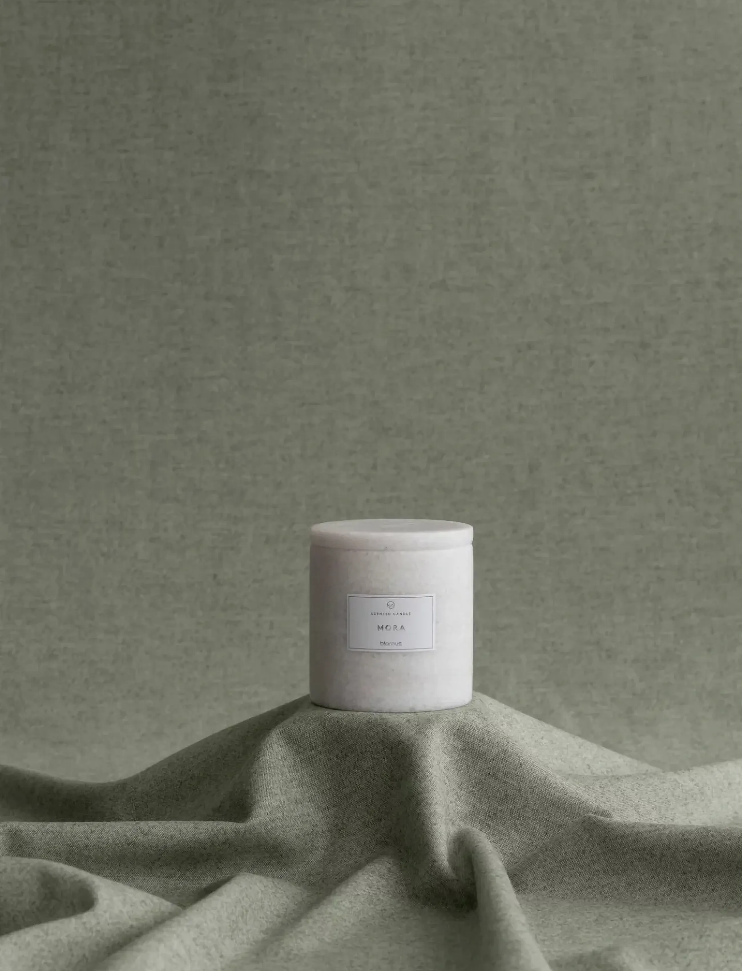 Blomus Scented Travertine Candle 11 Cm, Ø 10 Cm Frabli Moonbeam, L 100 cm, Home, Beige - Candles, Homeware