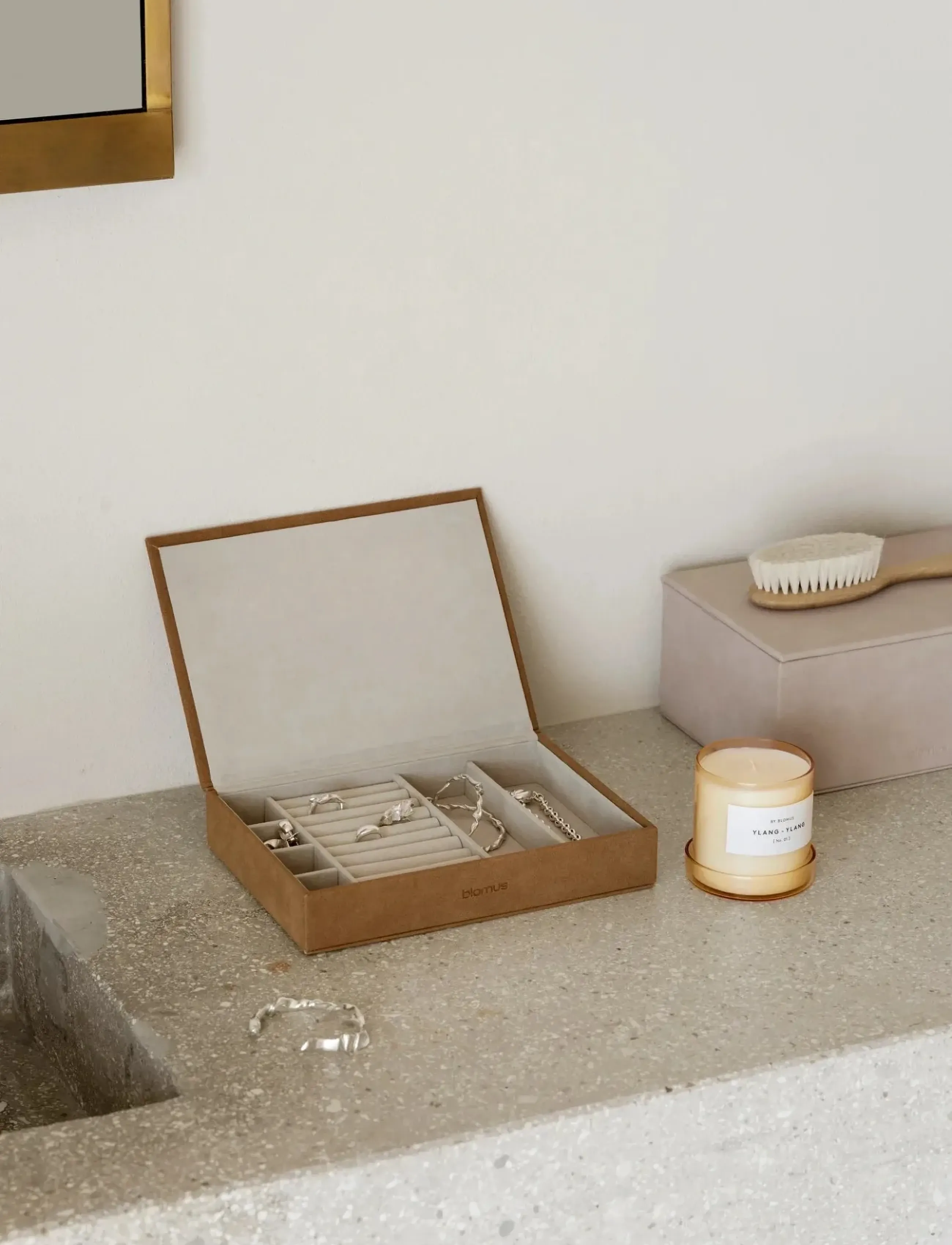 Blomus - Scented Candle S - 7,5 cm, Ø 7,5 cm - VALOA - Misty Rose - above 500kr - misty rose - 3