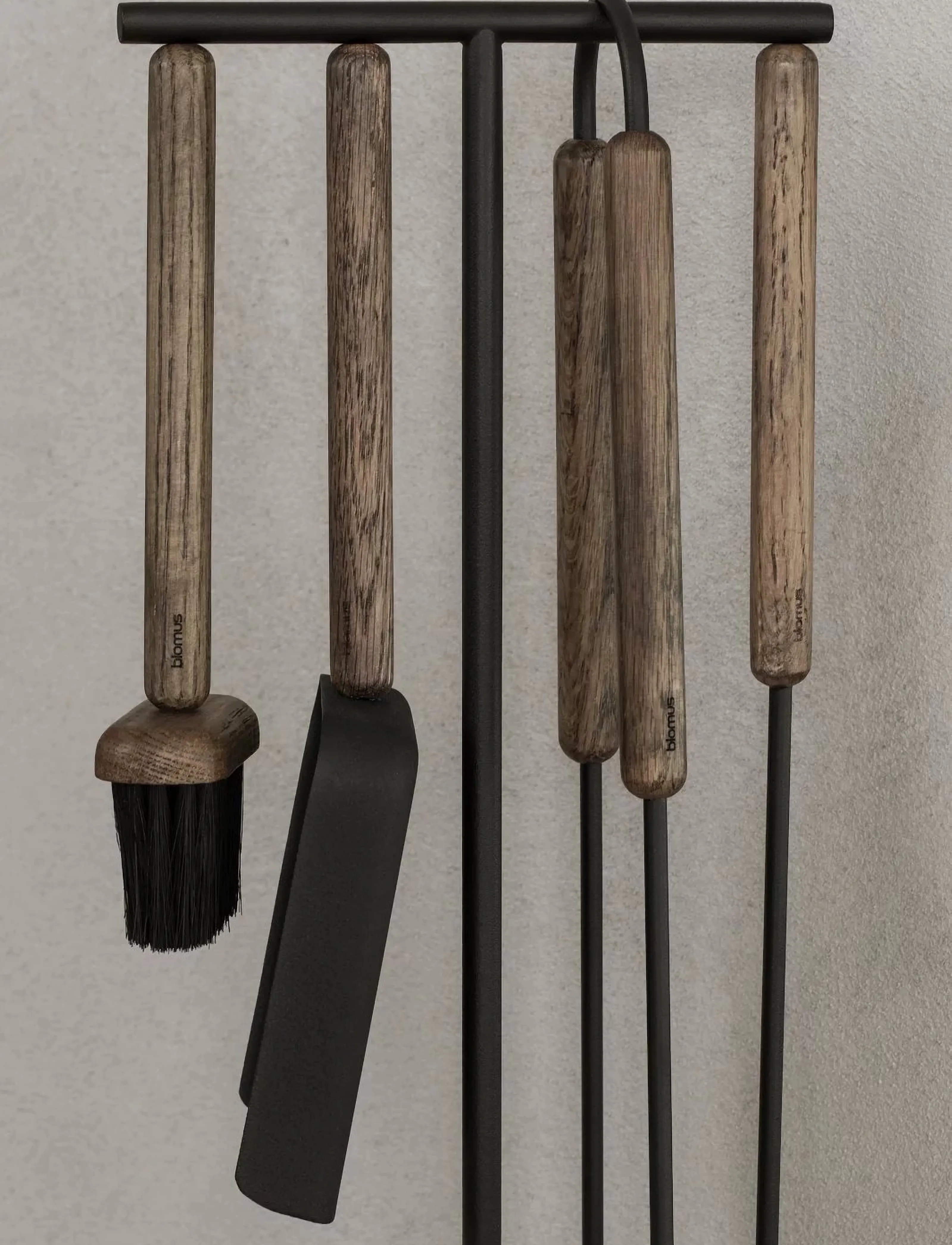 Blomus - 5 pcs Fireplace Tool Set - 75,5 cm, Ø 22 cm - ASHI - Brown - havetilbehør - brown - 2