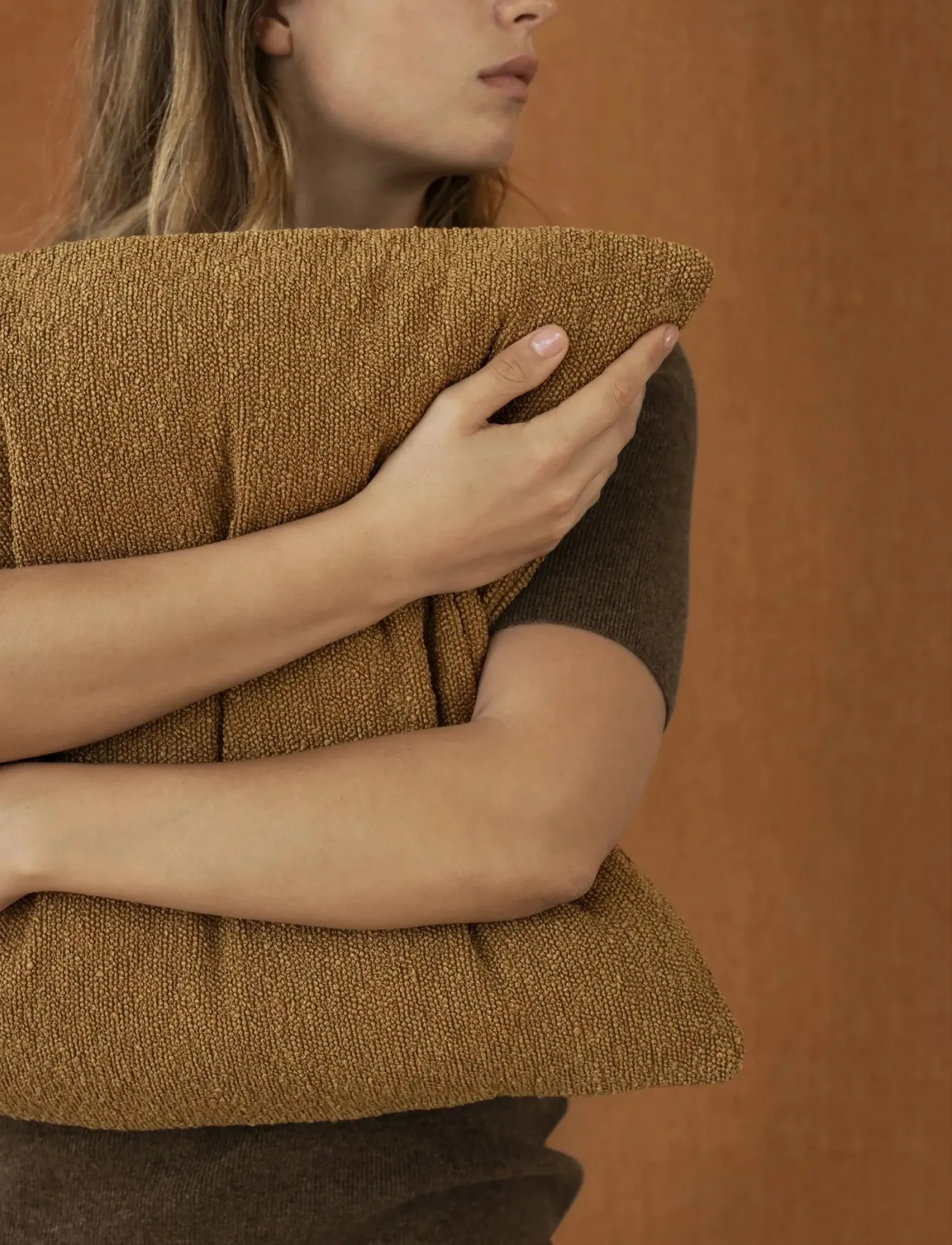 Blomus - Cushion Cover - 50 x 50 cm - BOUCLE - Tan - cushion covers - tan - 2