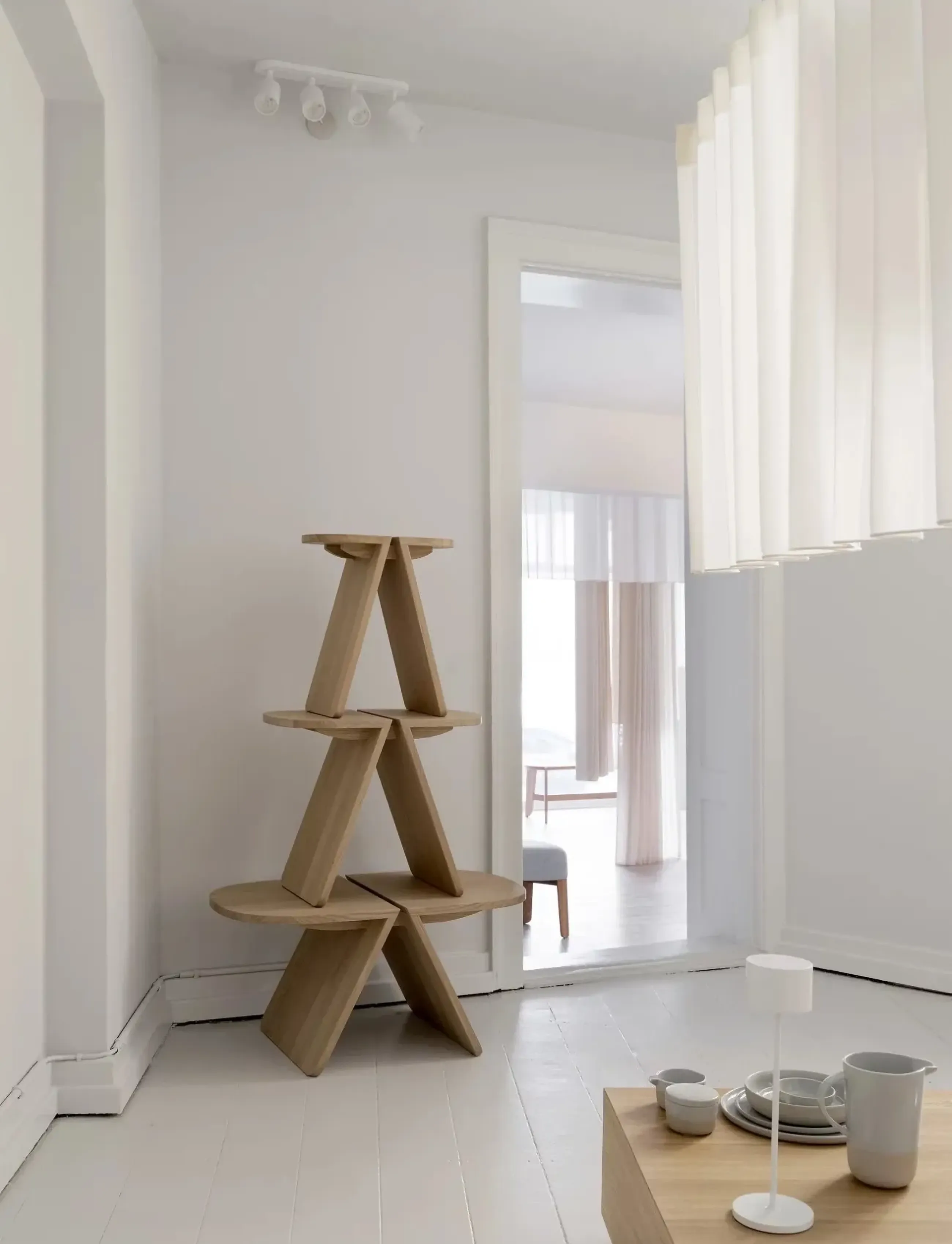 Blomus Stool 23 X 28 Cm Avio Black Oak, L 38 cm, Chairs & Stools, Schwarz - Stools Benches, Homeware