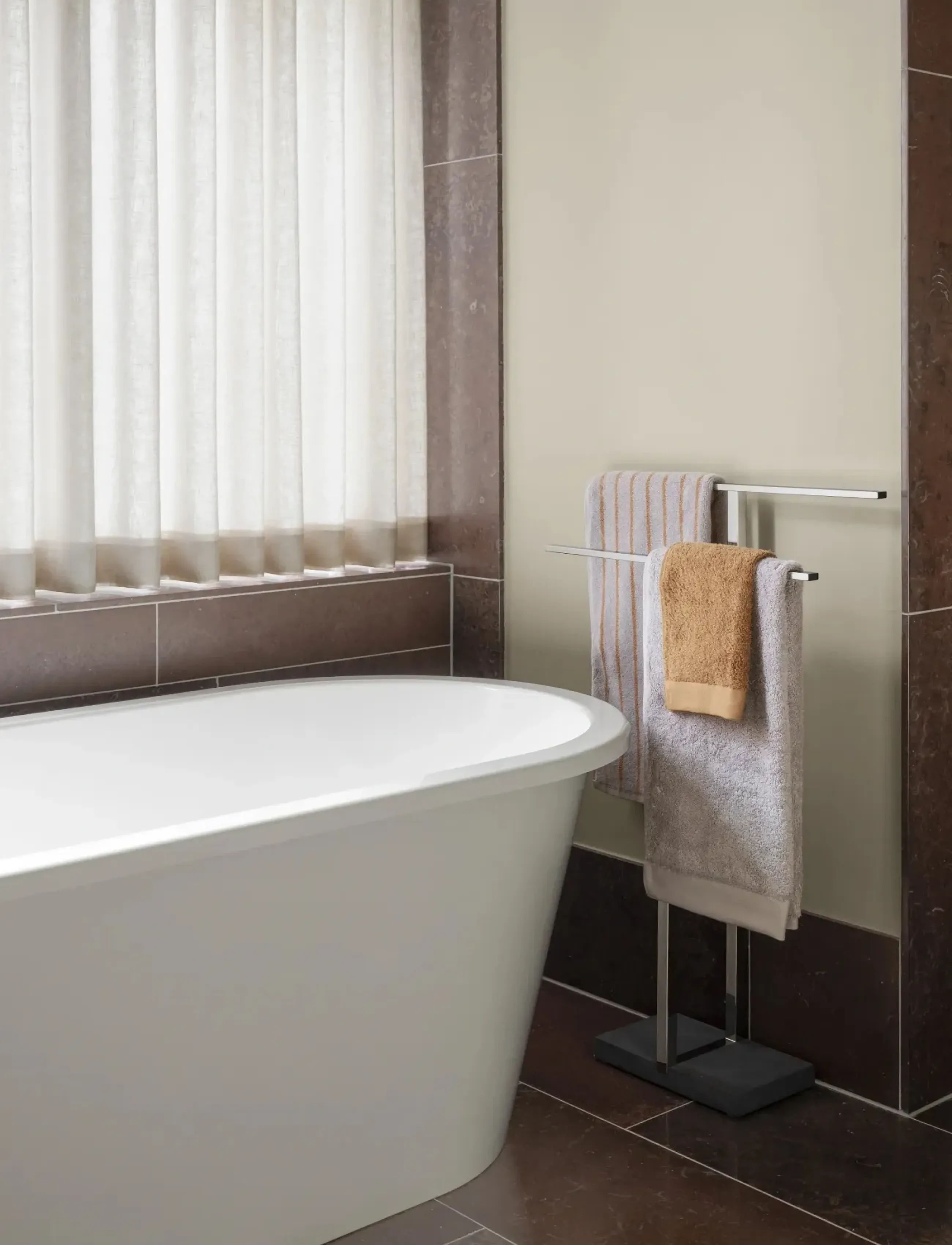 Blomus Bath Towel - 140 X 70 cm - Arto - Moonbeam/Amber Brown, 140X 70 cm, Beige, Håndklæder & Badehåndklæder > Badehåndklæder, Unisex