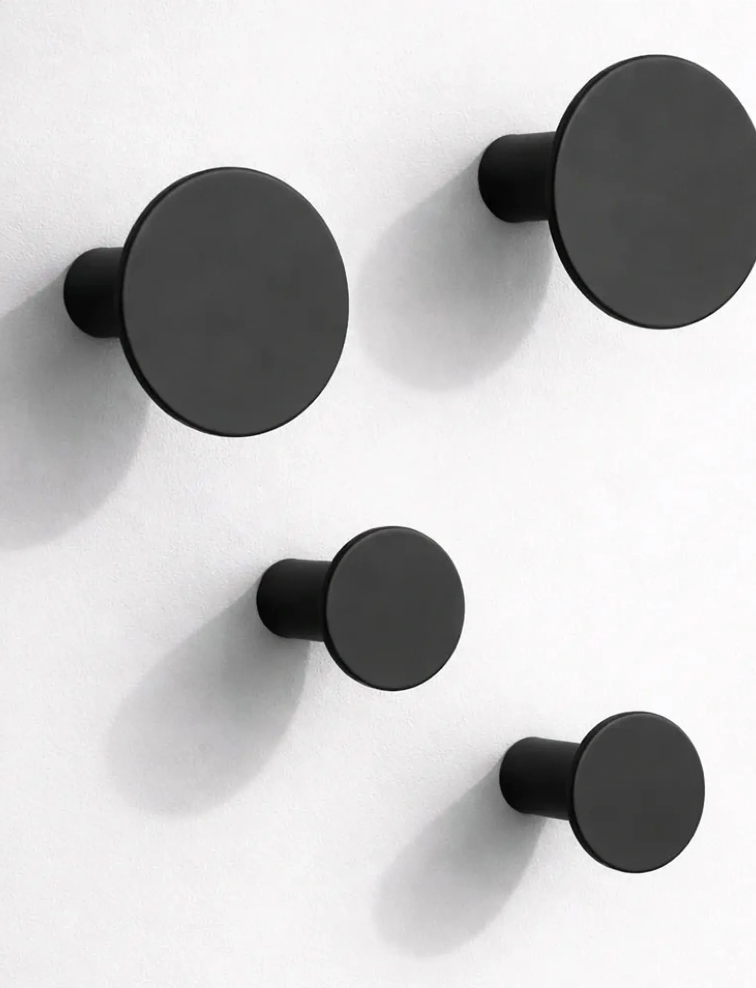Blomus Set Of 4 Wall Hooks Ø 8,5 Cm / 5 Ponto Black, 8.5 cm, & Knobs, Schwarz - Hooks, Homeware