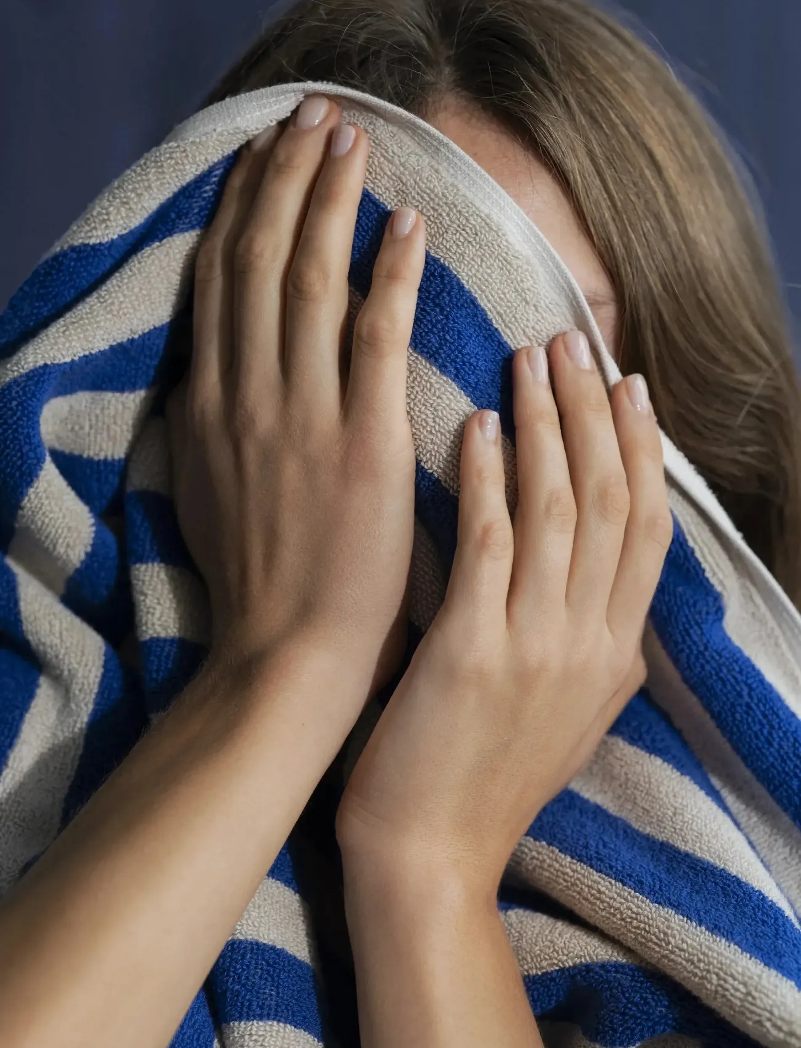 Blomus Towel 100 X 50 Cm Arto Moonbeam/Mazarine Blue, L 103.5 cm, Towels & Bath Towels, Blau - Homeware