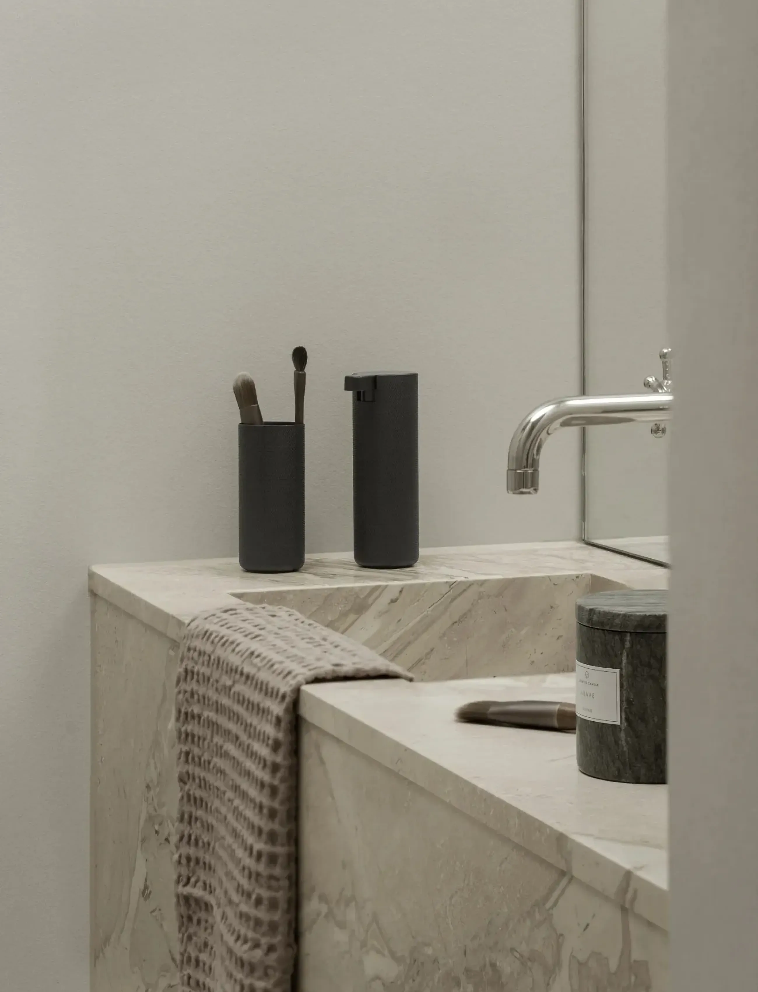 Blomus Soap Dispenser 16 Cm, Ø 5,5 0,165 L Modo Rof Black, 5.5 cm, Bathroom Interior, Schwarz - Pumps & Cups, Homeware