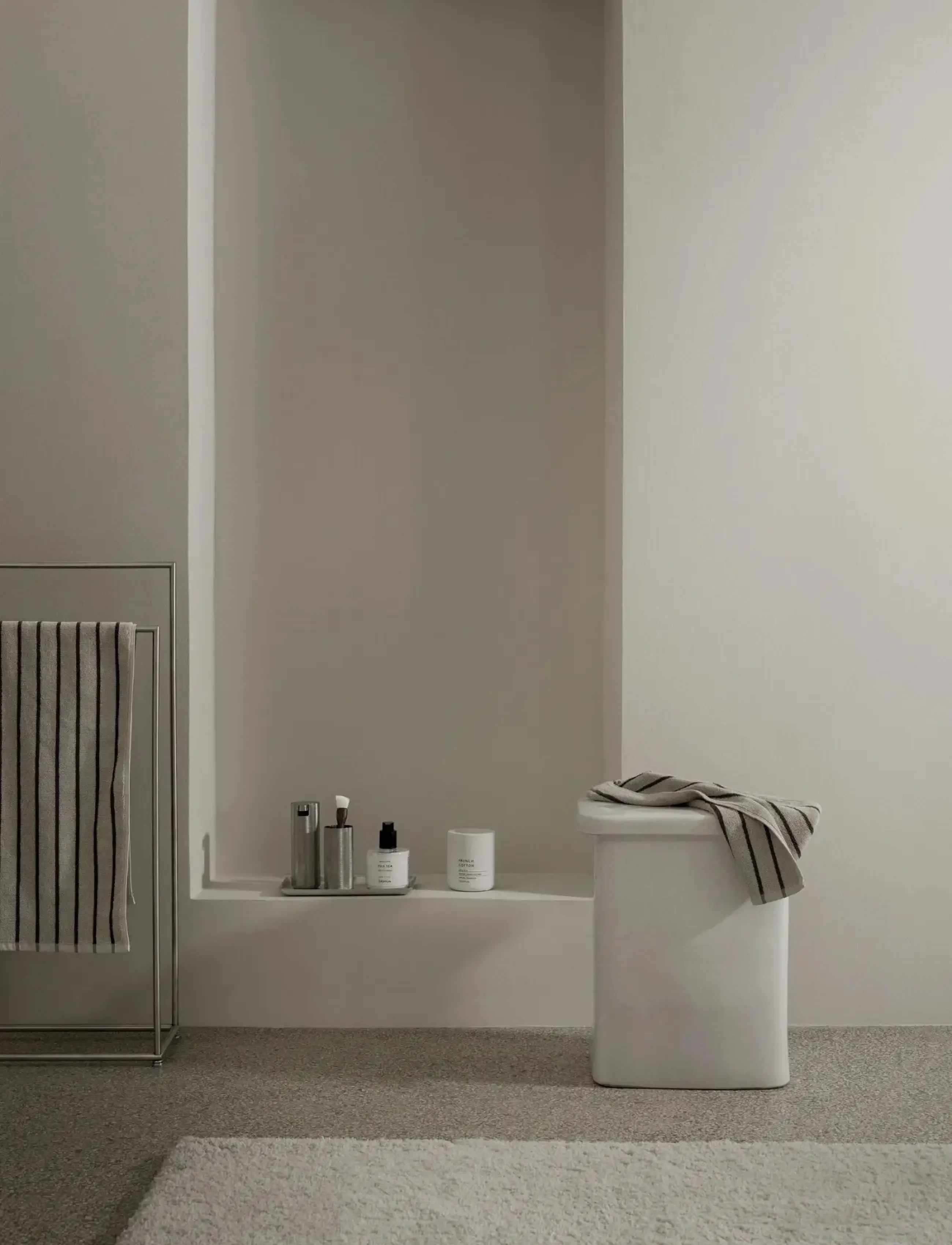 Blomus Soap Dispenser 16 Cm, Ø 5,5 0,165 L Modo Rof Stainless Steel, 5.5 cm, Bathroom Interior, Silber - Pumps & Cups, Homeware