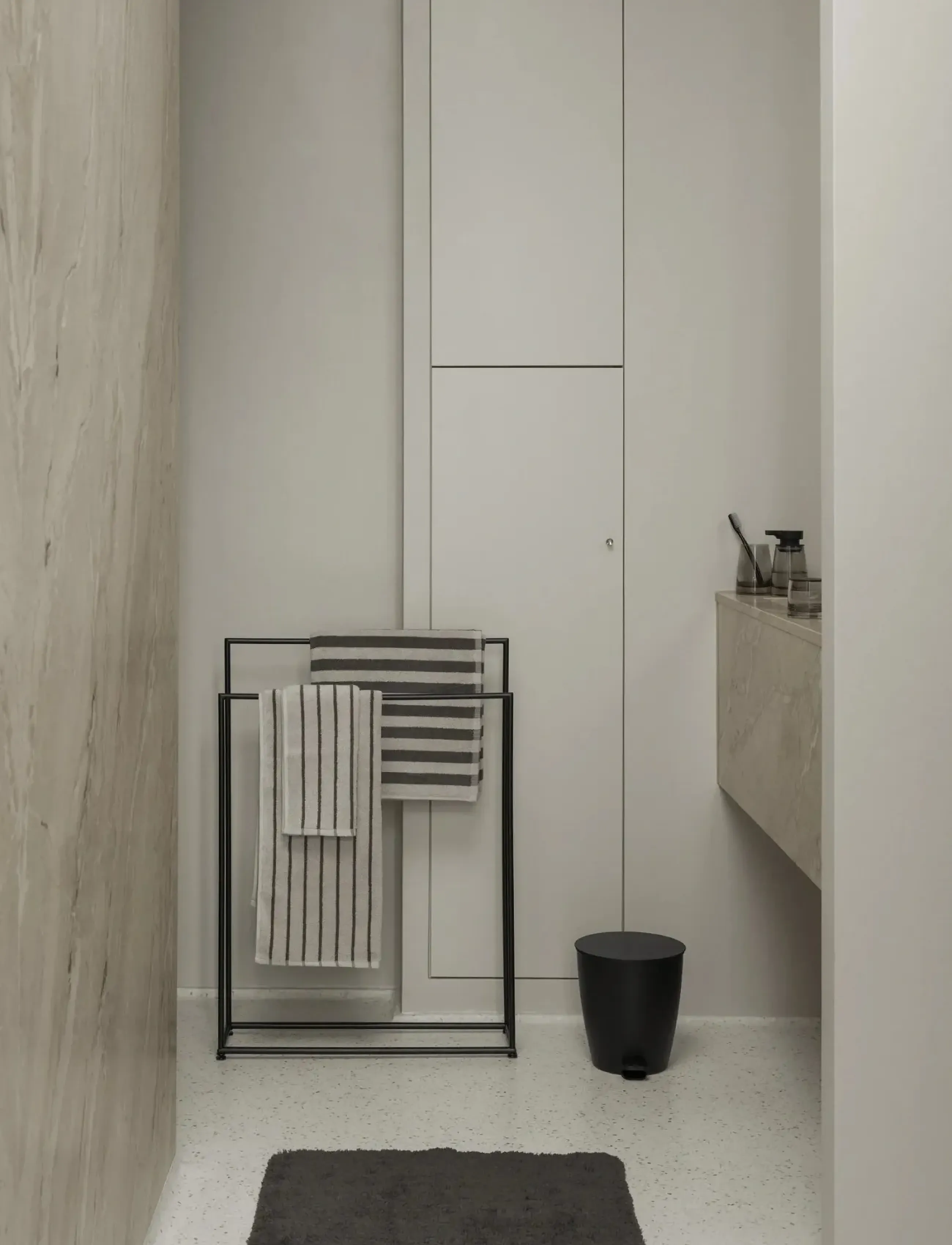 Blomus Bathmat - 70 X 140 cm - Tuufa - Magnet, 140X 70 cm, Grey, Tæpper > Badetæpper, Unisex