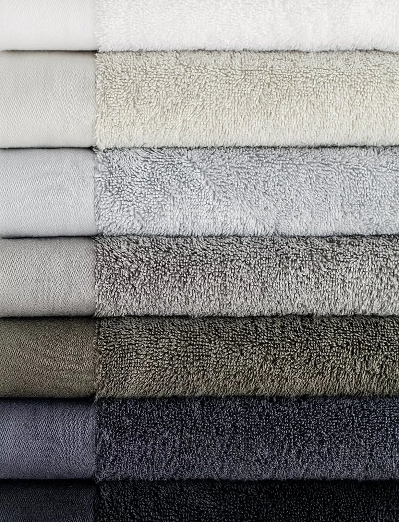 Blomus - Bath Towel - 140 x 70 cm - RIVA - Magnet - badetücher - magnet - 2