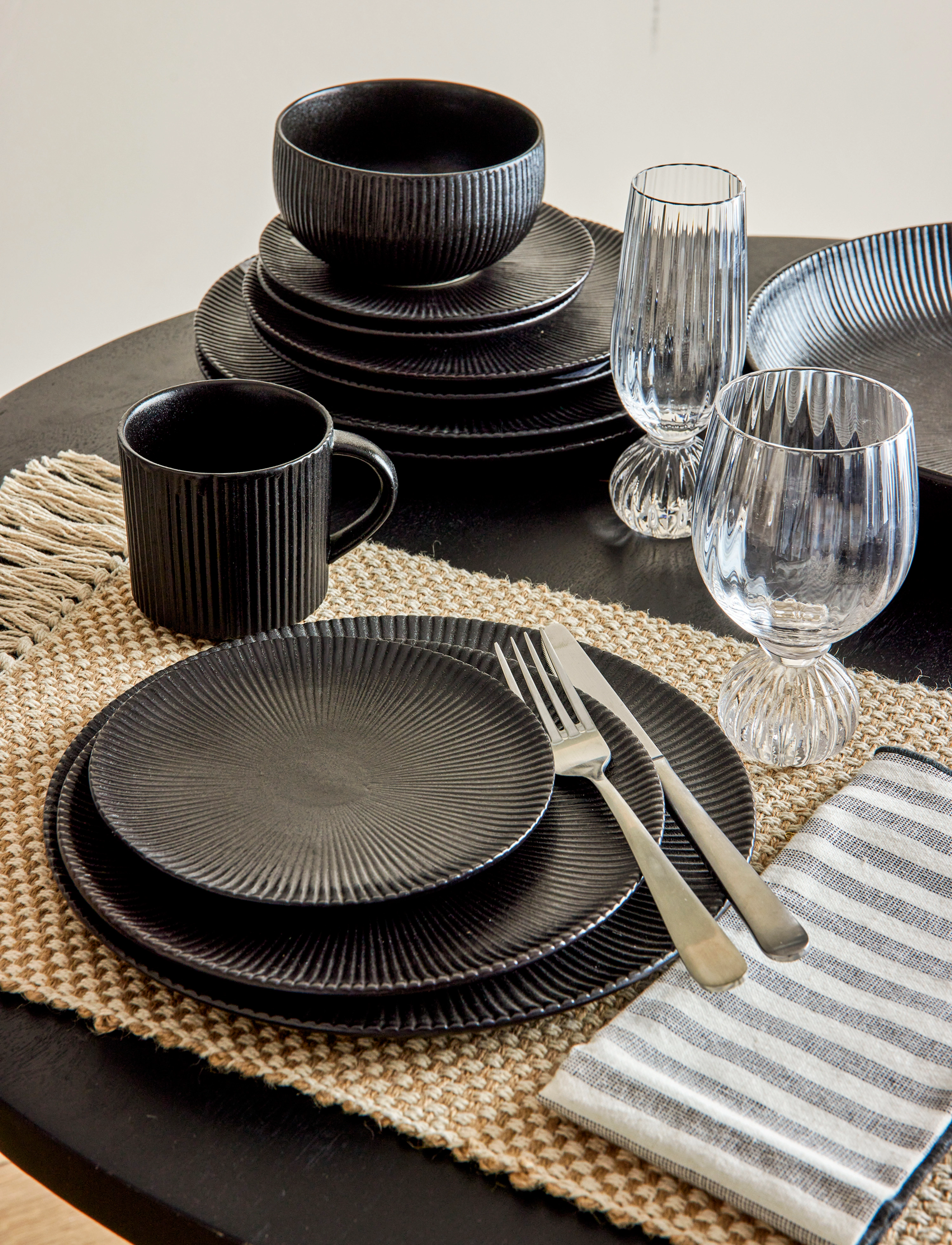 Bloomingville - Neri Plate - de laveste prisene - black - 5