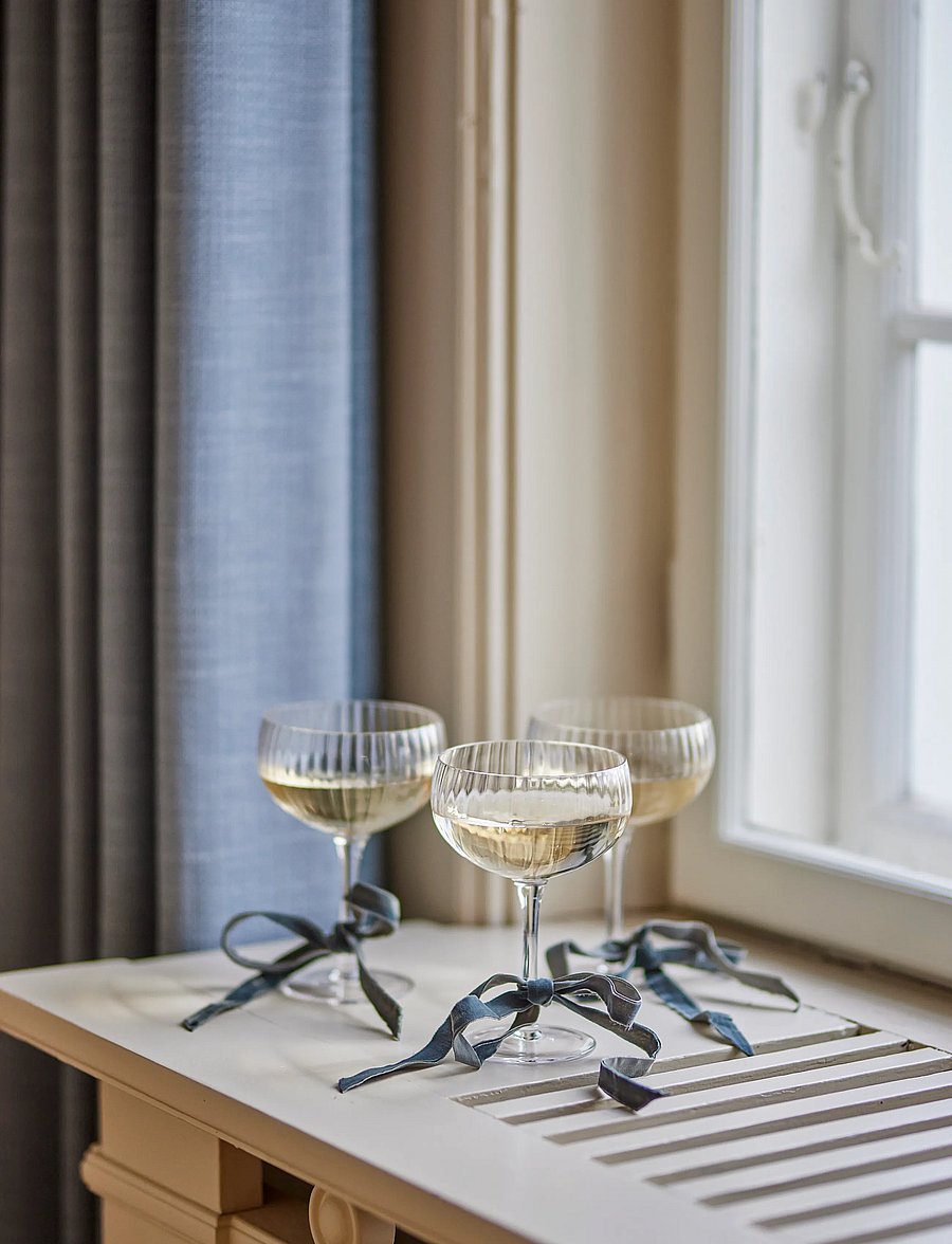 Bloomingville - Astrid Champagne Glass - sektgläser - clear - 0