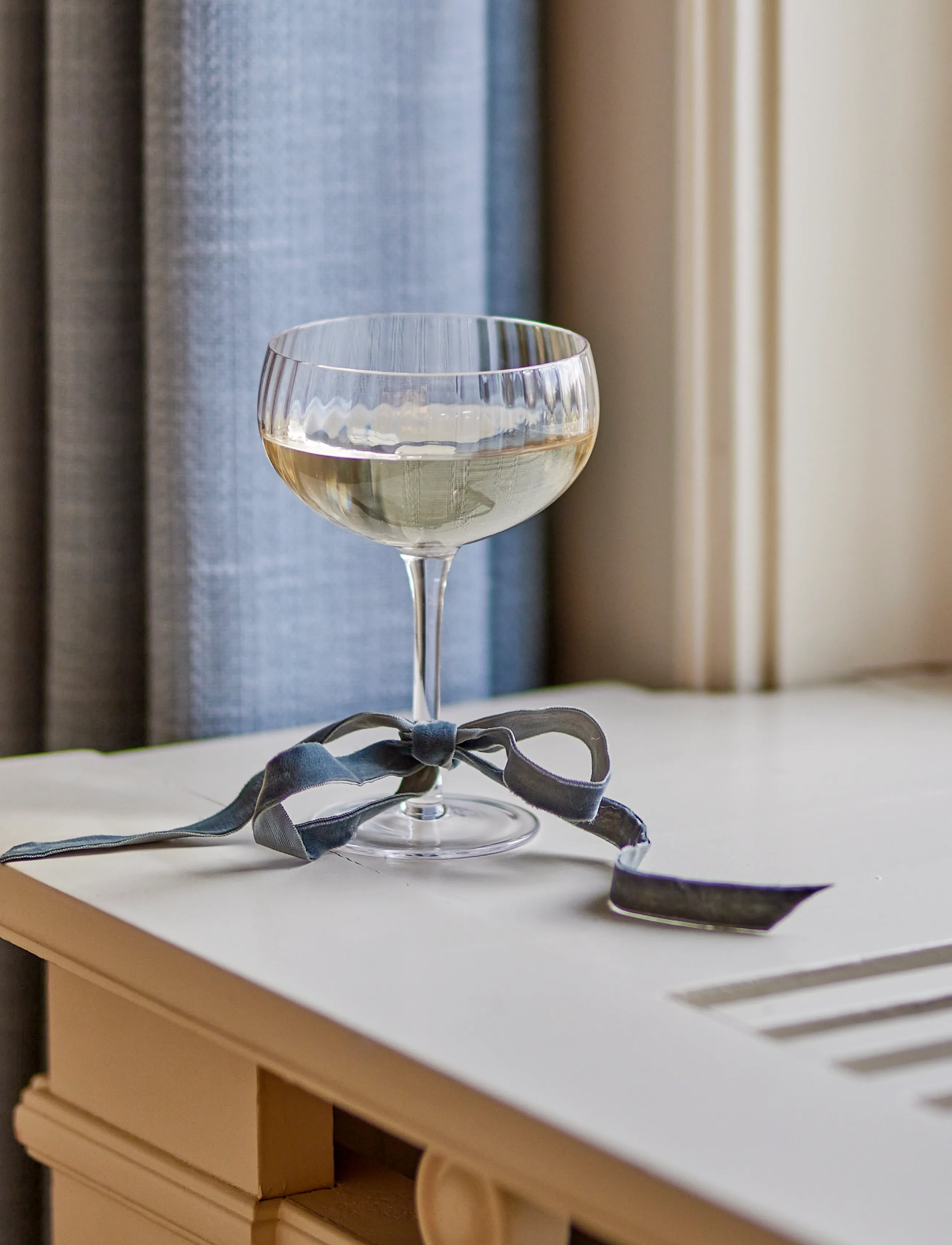 Bloomingville - Astrid Champagne Glass - champagneglas - clear - 2