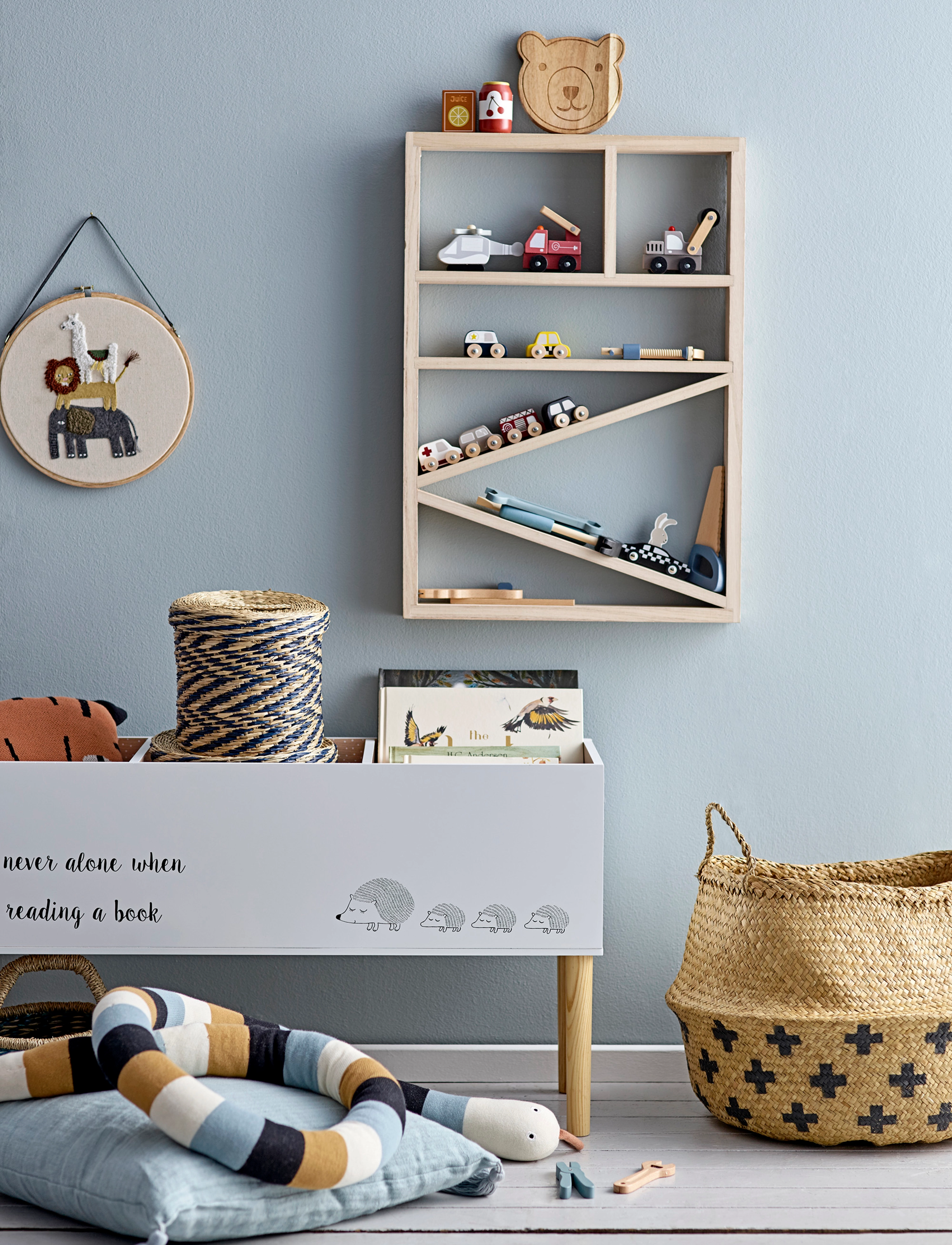 Bloomingville Salam Book Stand, 90X30X50 cm, White, Møbler > Hylder, Børn