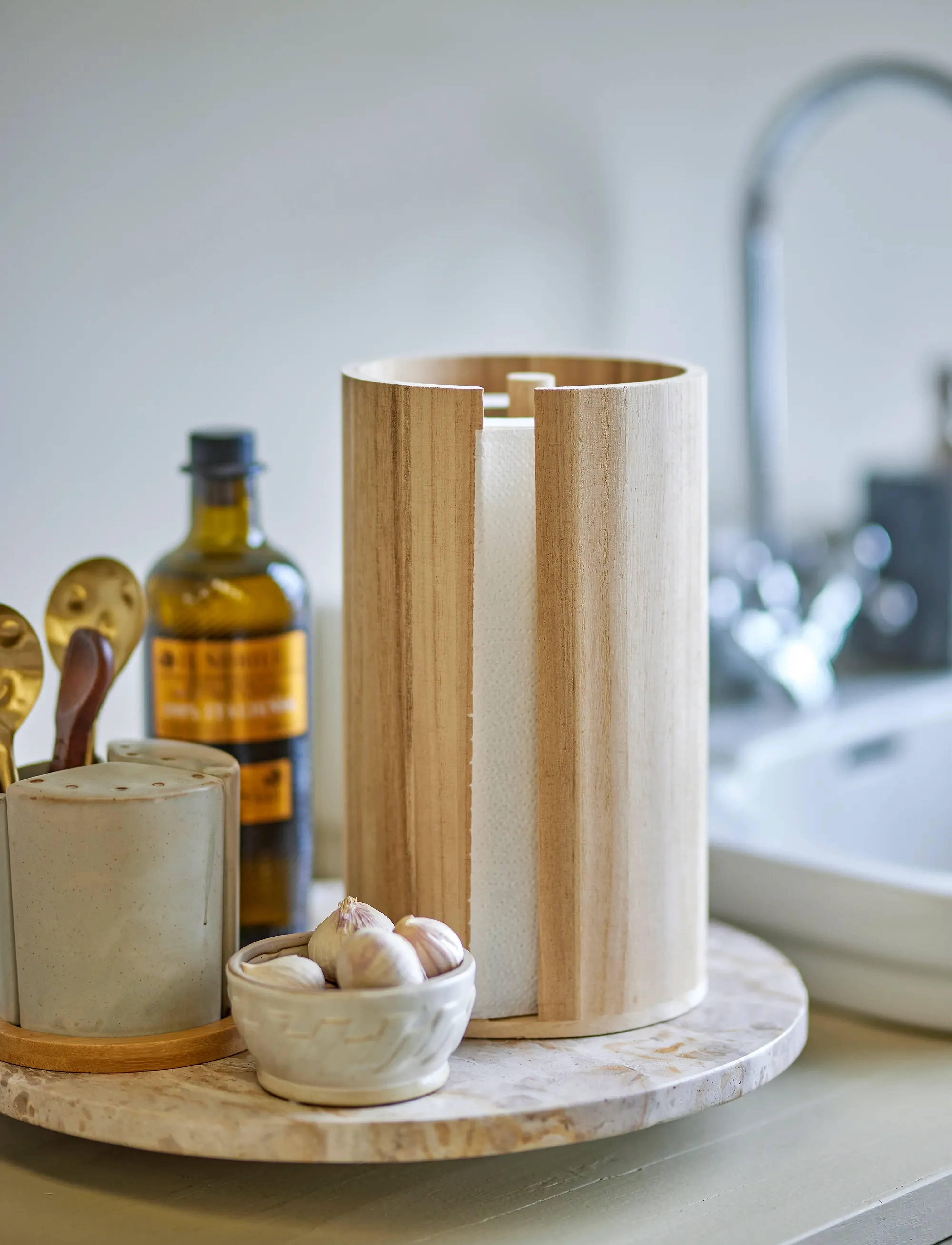 Bloomingville Celian Køkkenrulleholder, Natur, Kejsertræ, One Size, Kitchen, Beige - Household Paperholder, Homeware