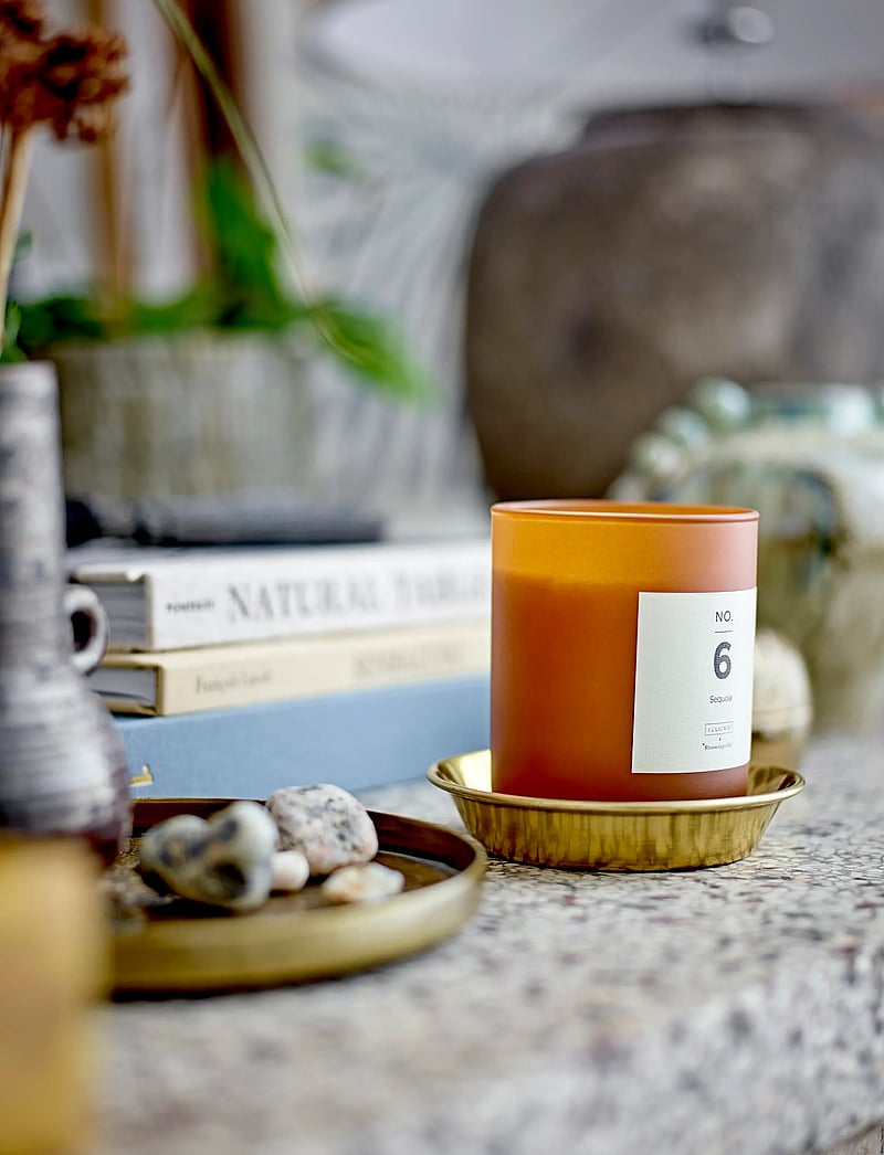 Bloomingville - NO.6-Sequoia Scent Candle - osta hinna alusel - brown - 2