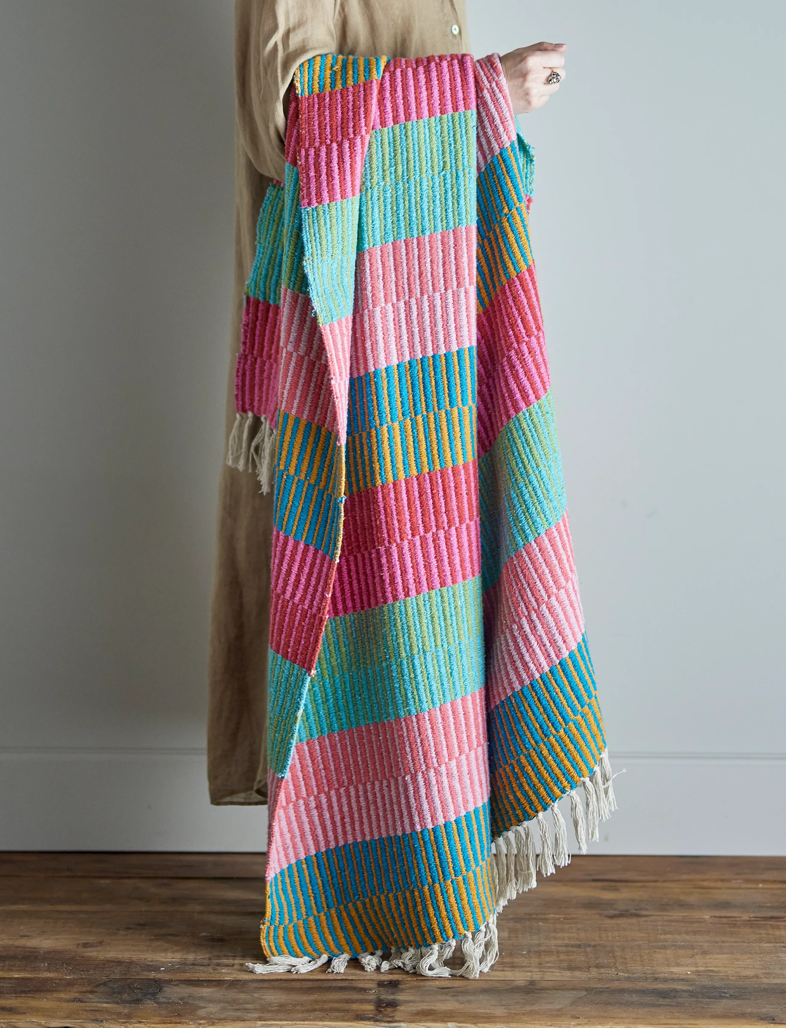 Bloomingville Isnel Throw, 160X130 cm, Cushions & Blankets, Mehrfarbig/gemustert - Blankets Throws, Homeware