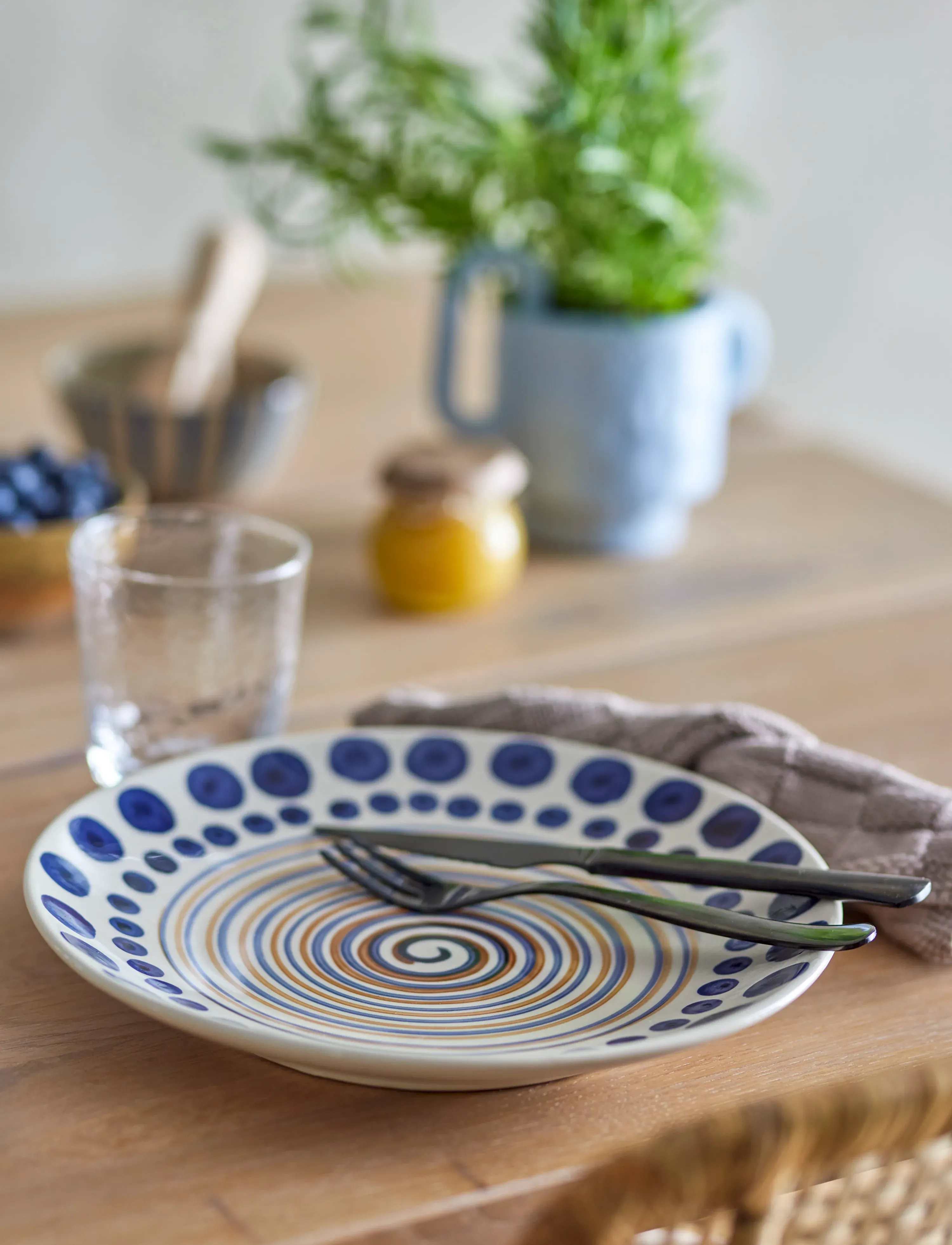 Bloomingville Shama Plate, Ø 27 cm, Plates, Mehrfarbig/gemustert - Dinner Homeware