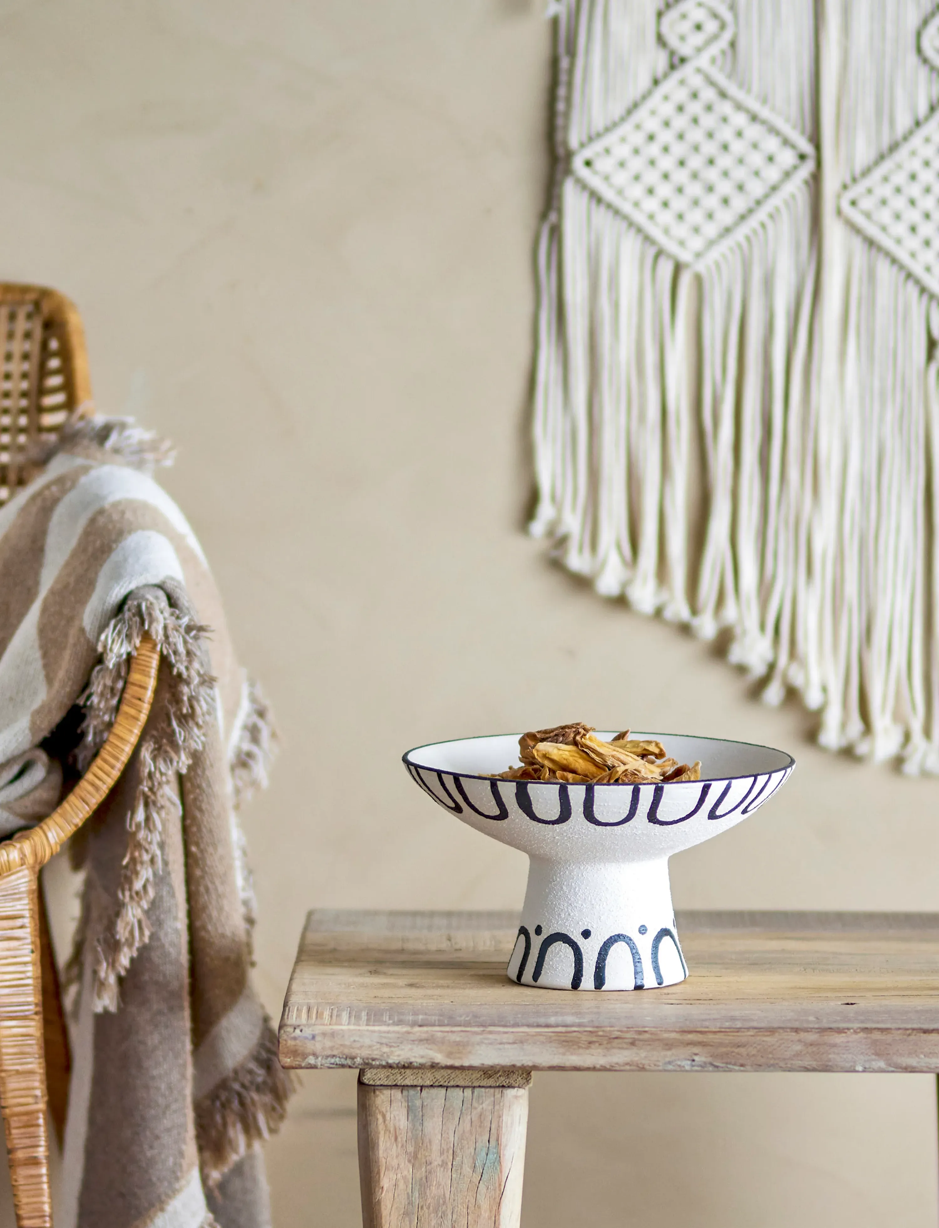 Bloomingville Mayotte Pedestal Bowl, H15 cm, Decoration, Mehrfarbig/gemustert - Decorative Platters, Homeware