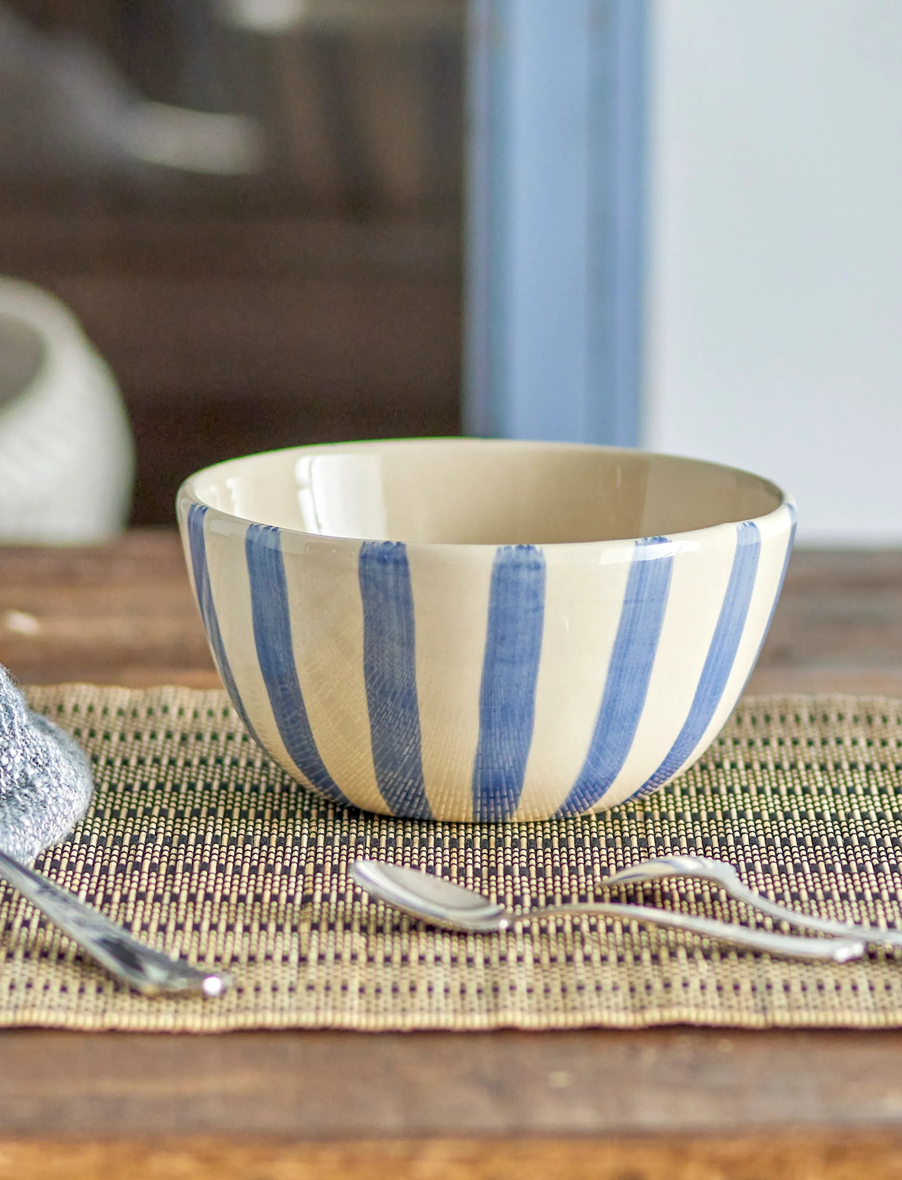 Bloomingville Begonia Bowl, 50 CL, Bowls & Serving Dishes, Mehrfarbig/gemustert - Bowls, Homeware