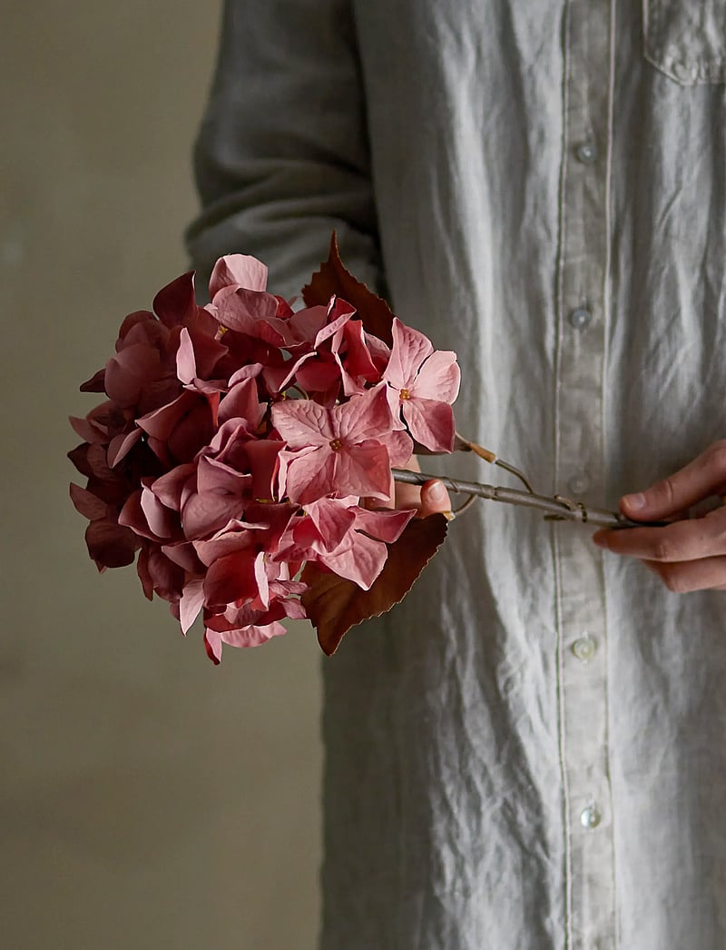 Bloomingville - Hydrangea Stem - valentinstaggeschenke - red - 0