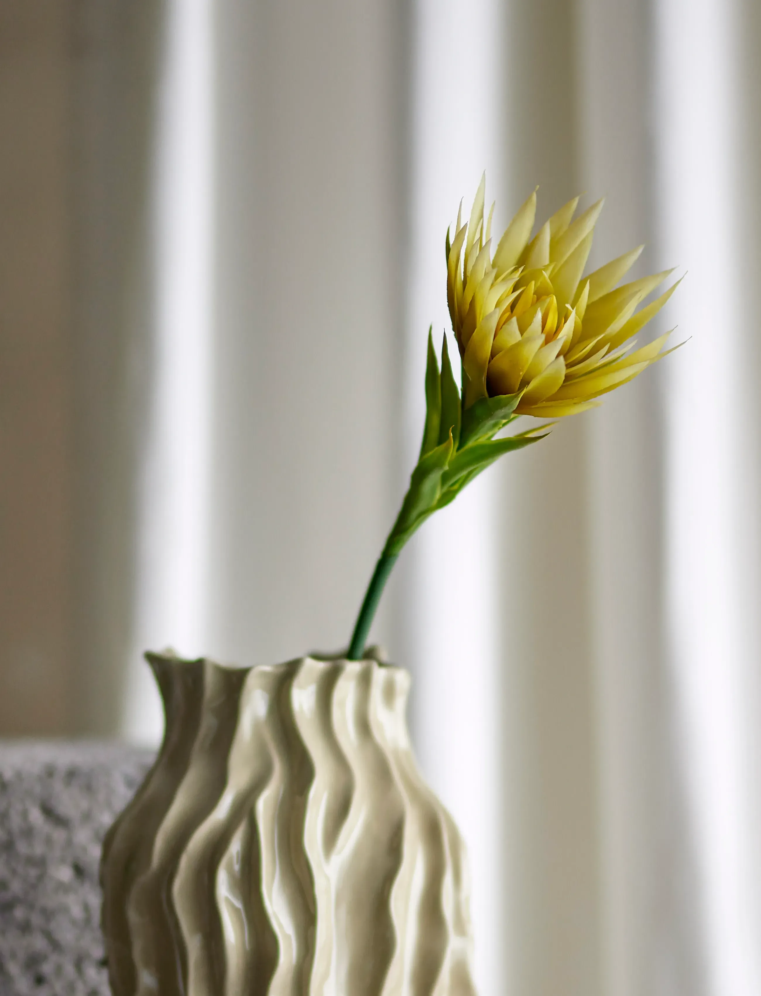 Bloomingville - Lily Stem - valentinsgaver - white - 2