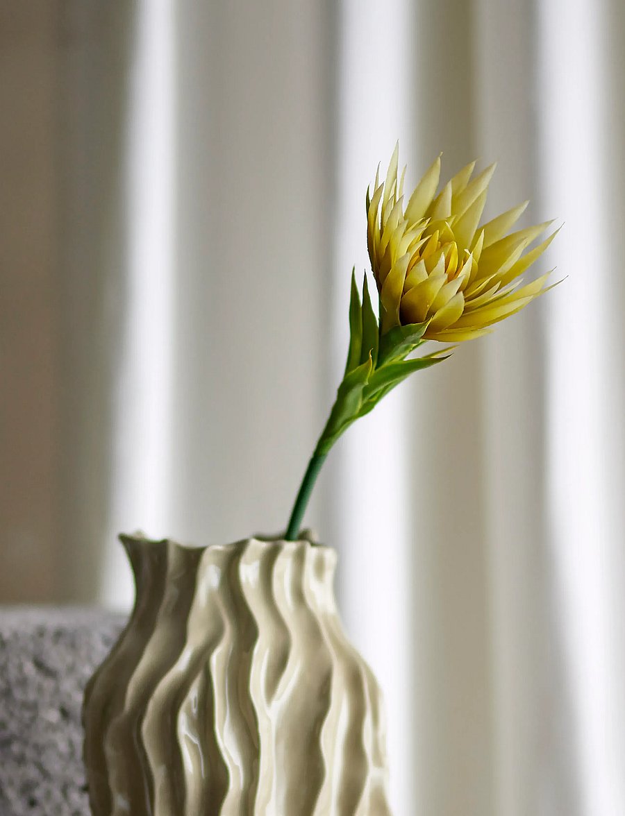 Bloomingville - Lily Stem - sõbrapäeva kingitused - white - 2