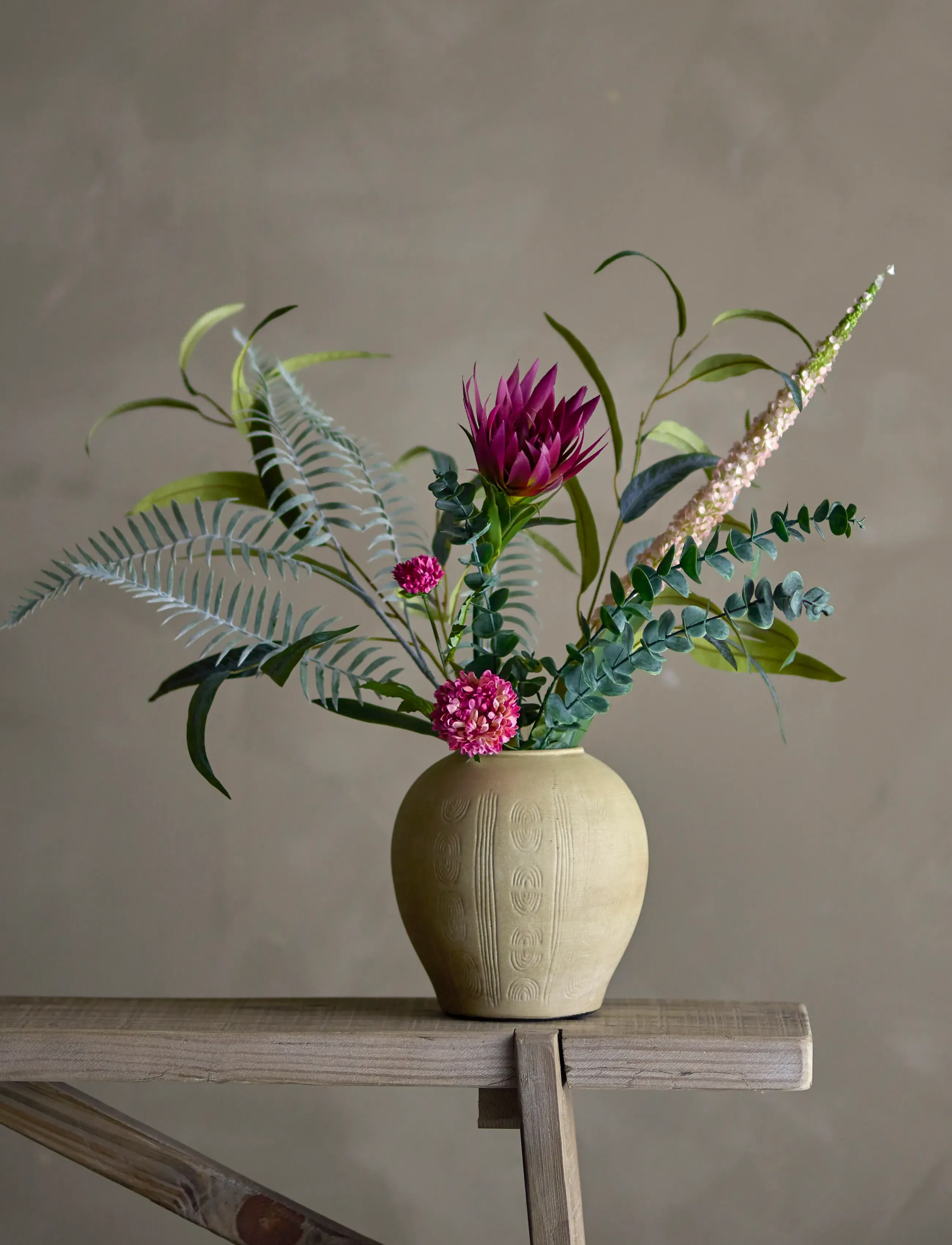 Bloomingville Crown Bouquet, Ø 30 cm, Decoration, Burgunderrot - Dried & Fake Flowers, Homeware
