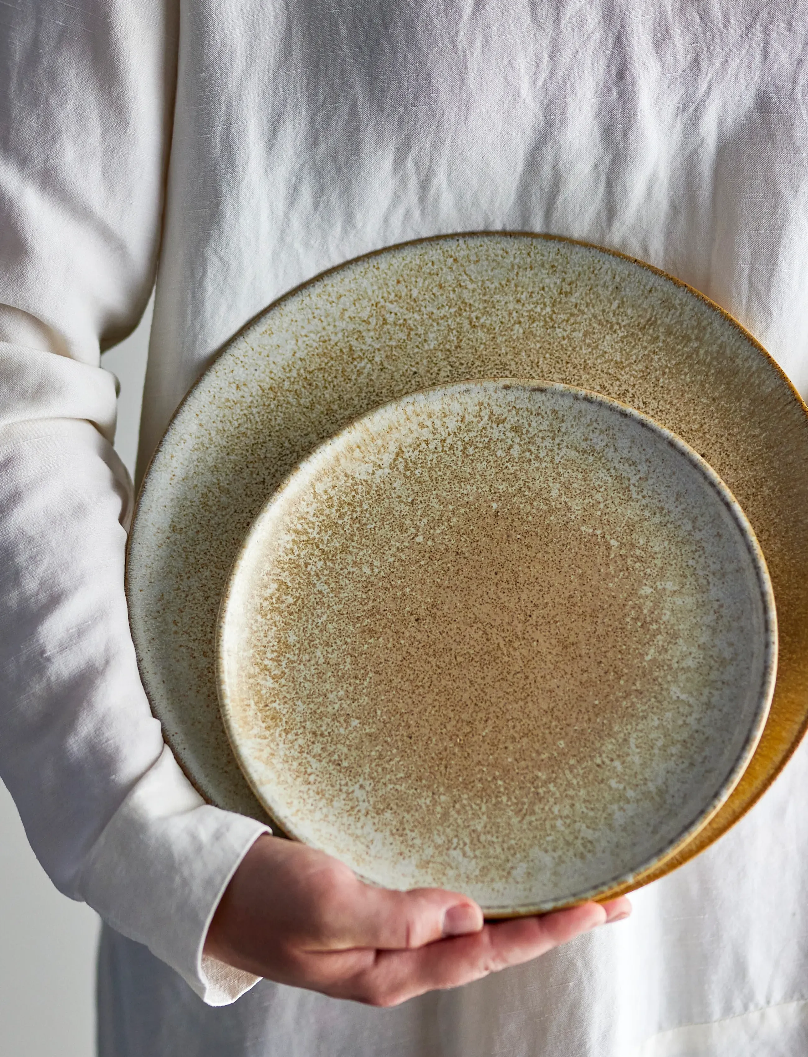 Bloomingville Paula Plate, Ø 26.5 cm, Plates, Beige - Dinner Homeware