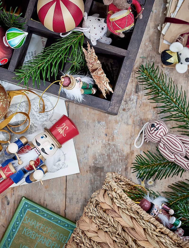 Bloomingville - Waltz Music Box - dekorative wohnaccessoires - red - 4