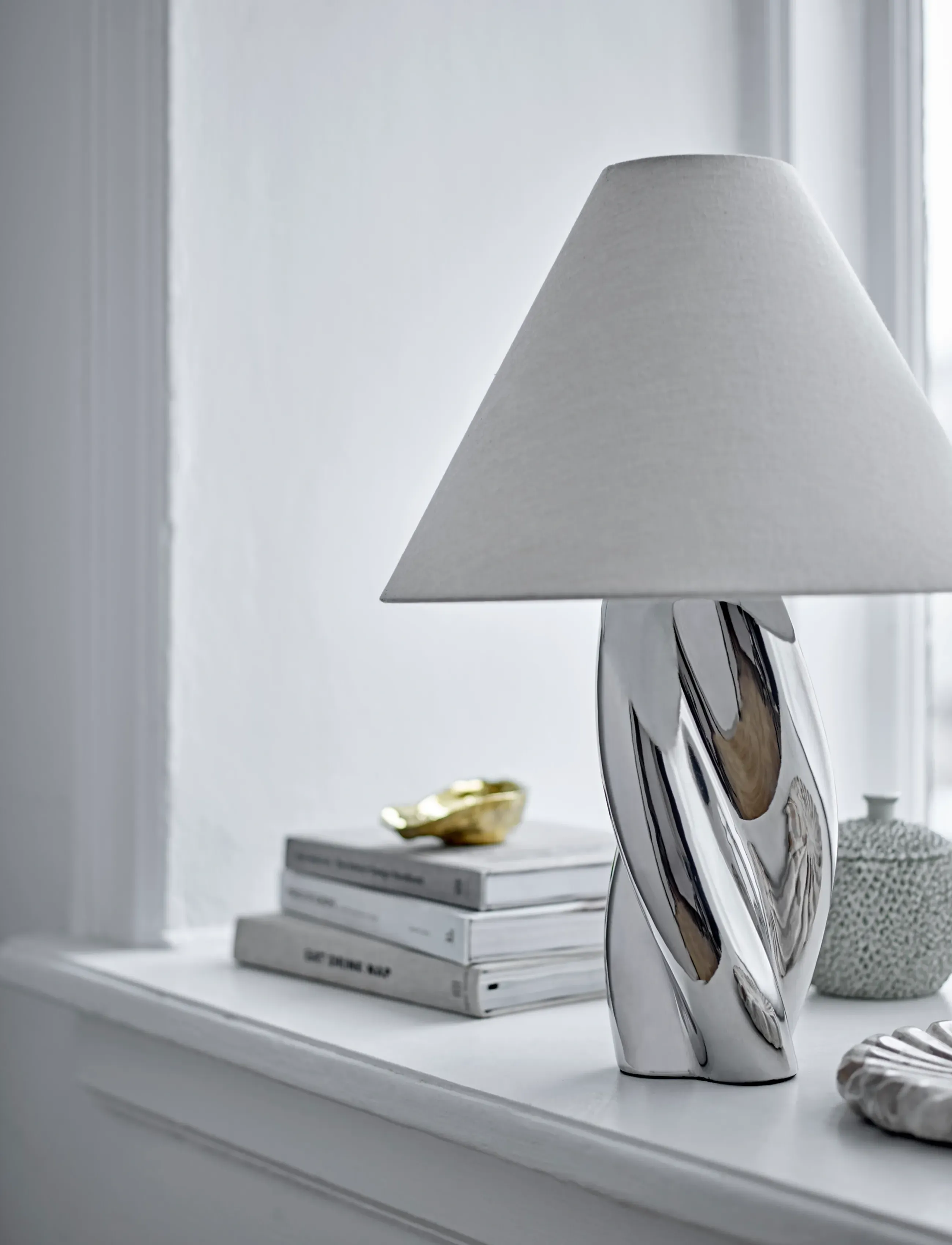 Bloomingville Silva Table Lamp, Ø 35 cm, Lamps, Silber - Homeware