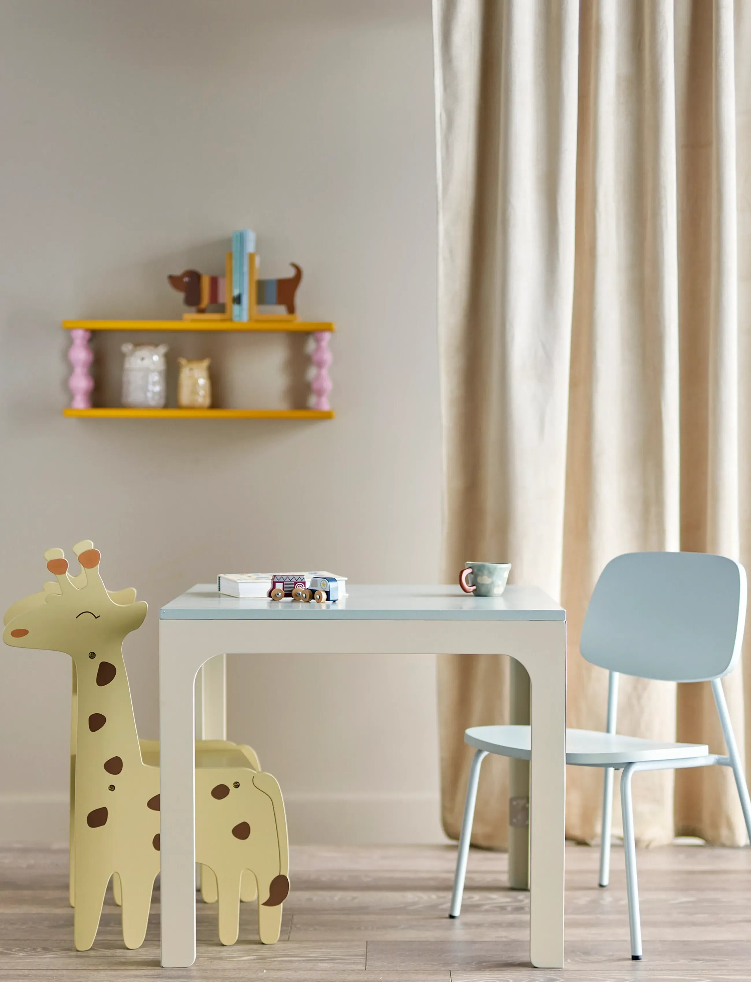 Bloomingville Felipe Table, H53 cm, Furniture, Grau - Tables, Kinder