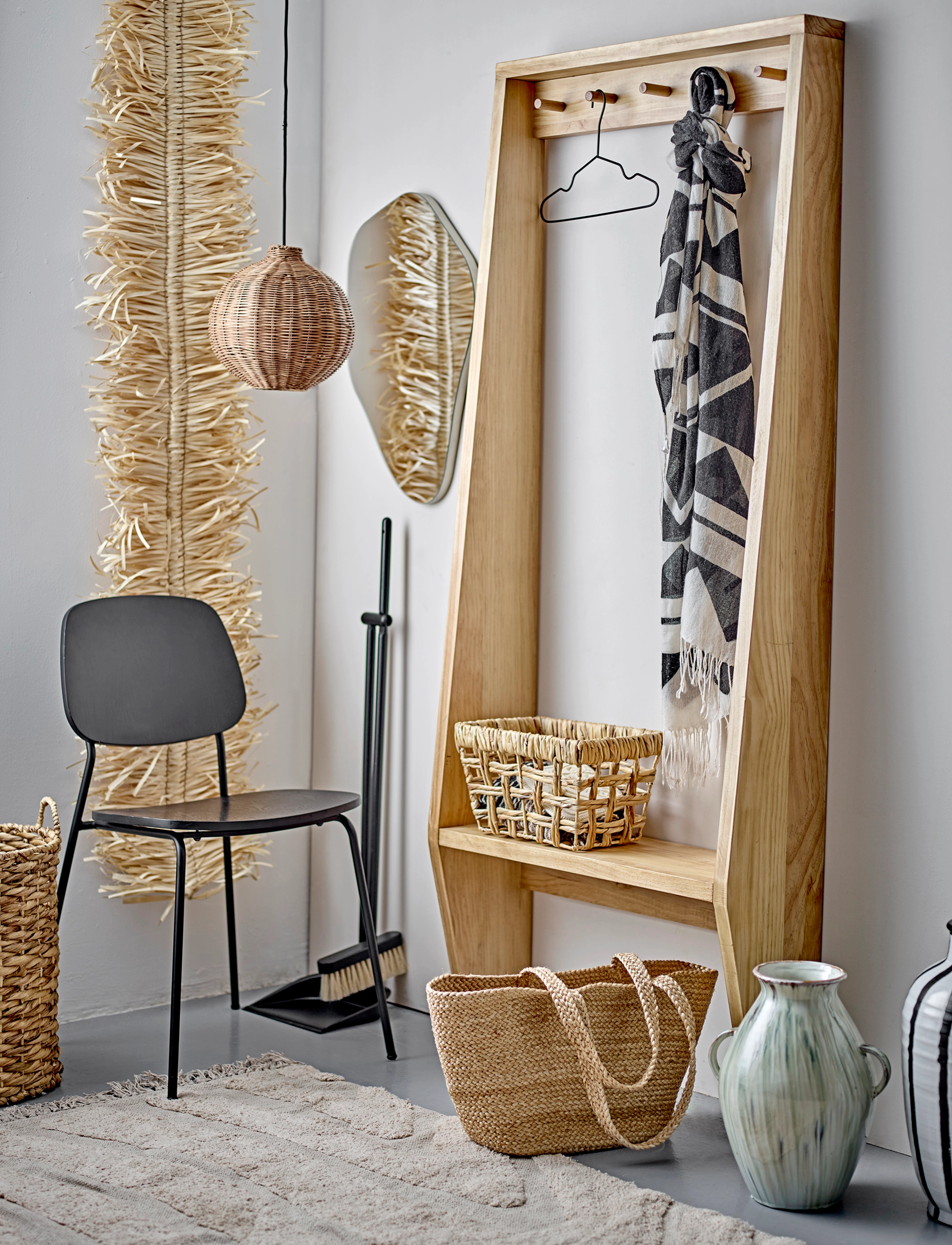 Bloomingville Aimie Wall Mirror, 60X40X2.5 cm, Mirrors, Silber - Homeware