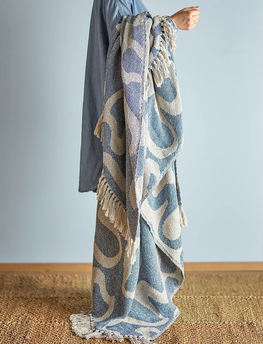 Bloomingville - Salobre Throw - die niedrigsten preise - blue - 2