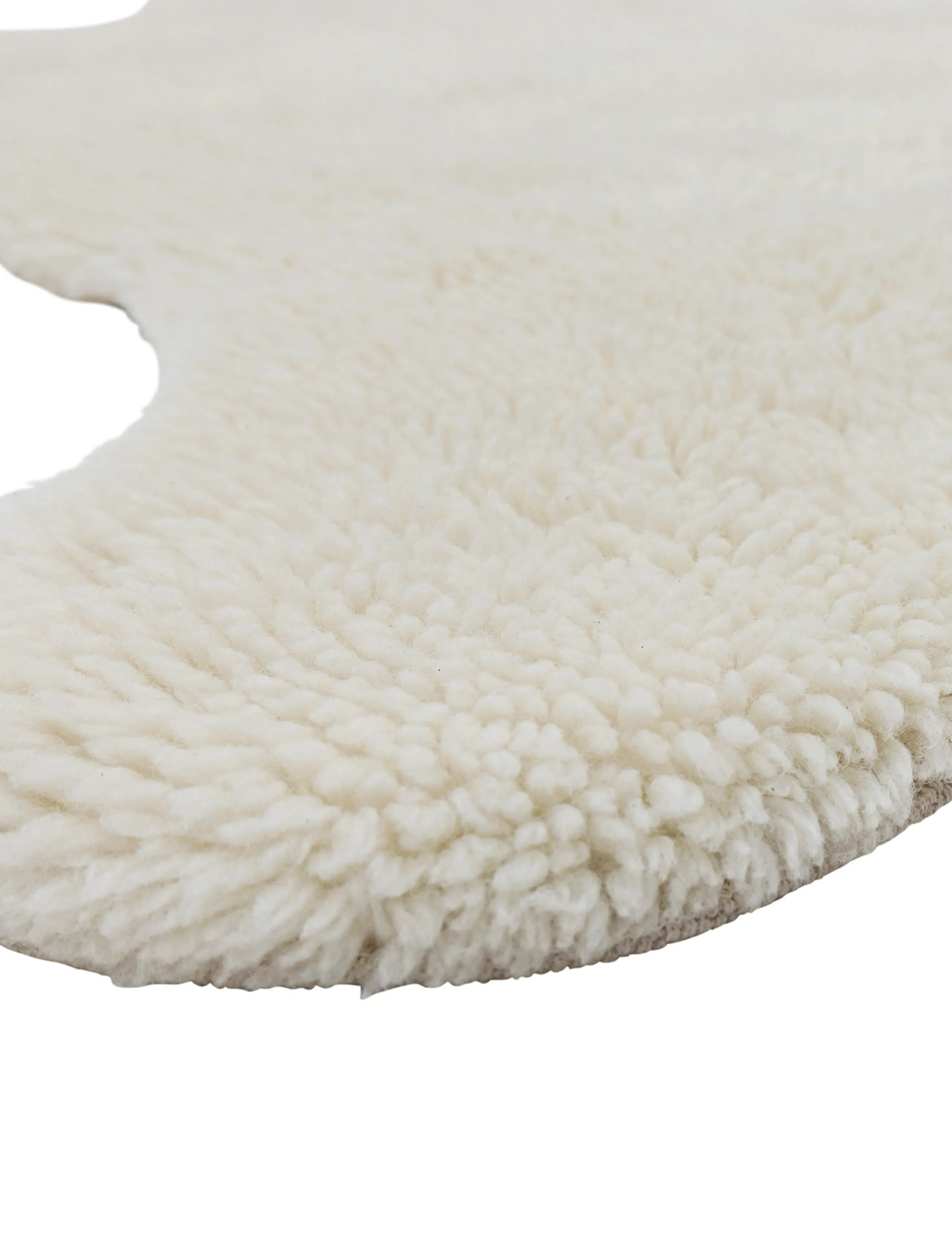 Bloomingville - Bear Rug - mattor - white - 4