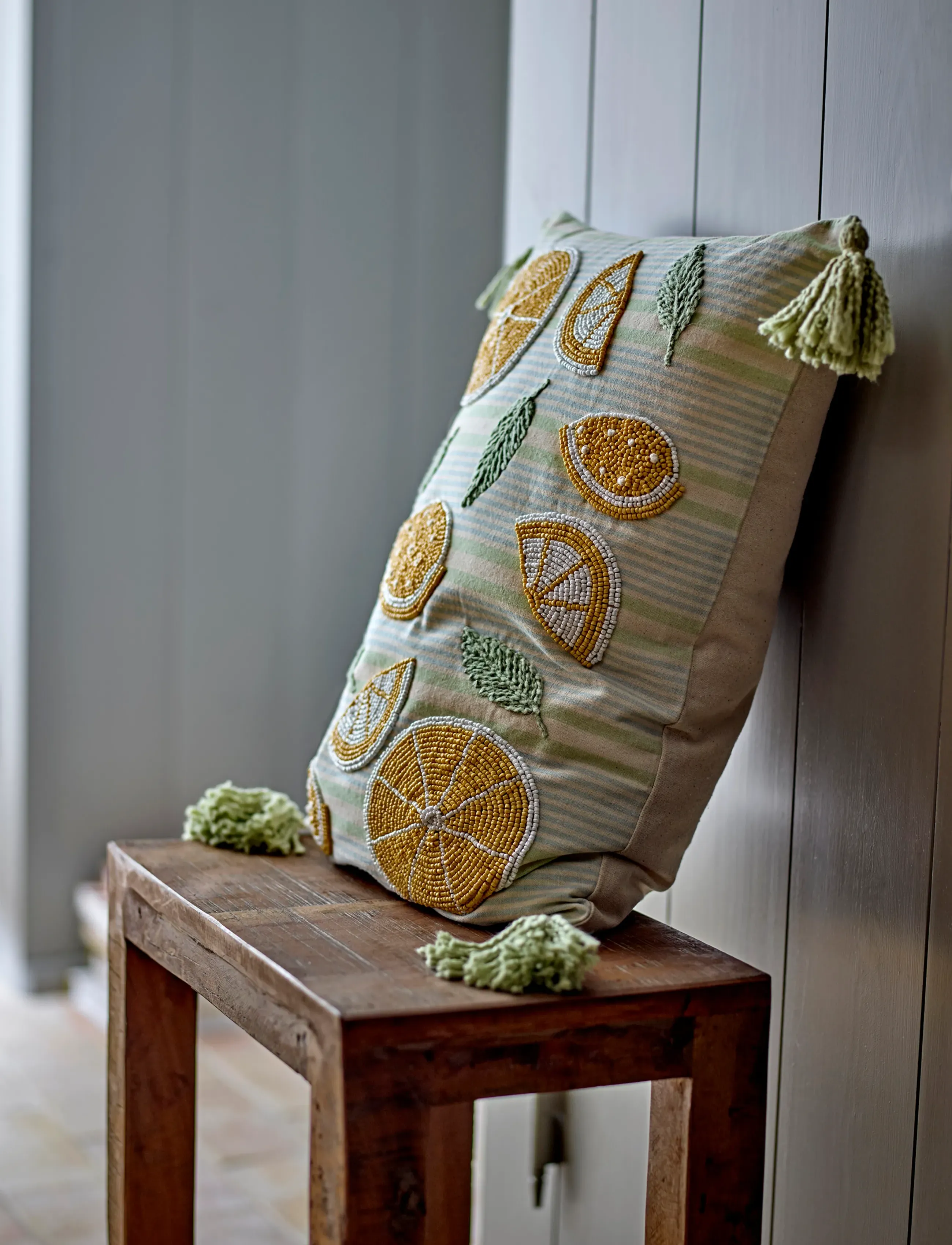 Bloomingville - Lemon Cushion - prydnadskuddar - yellow - 3