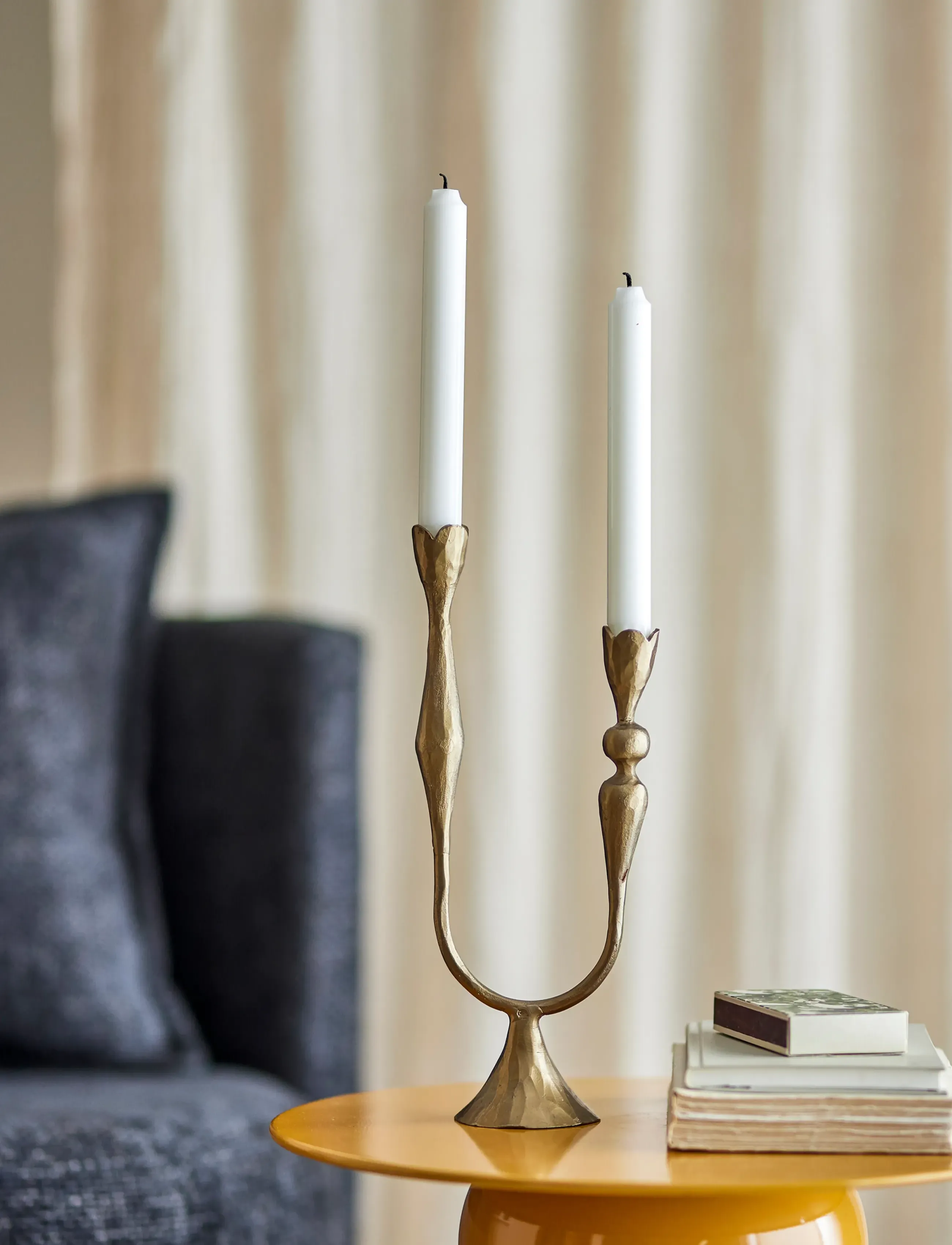 Bloomingville Vesc Candle Holder, H30.5 cm, Gold, Candle & Tealight Holders > Candle Holders, Unisex
